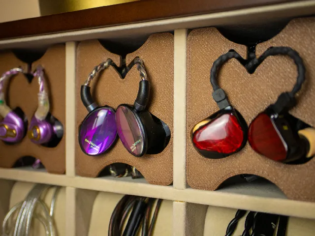 Universal IEM Display Stands