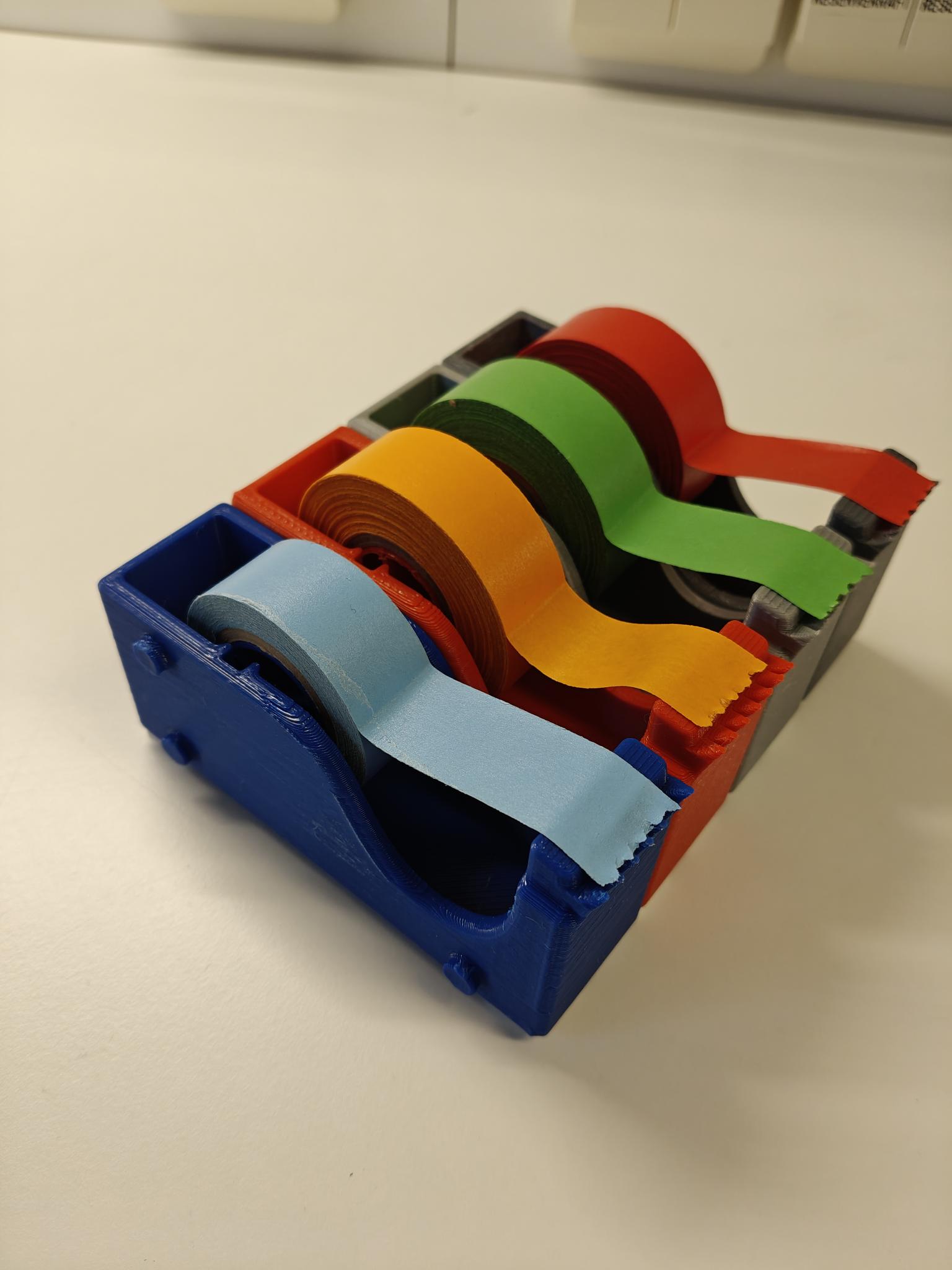 Modular tape dispenser for 20 and 26 mm roll width (updated)