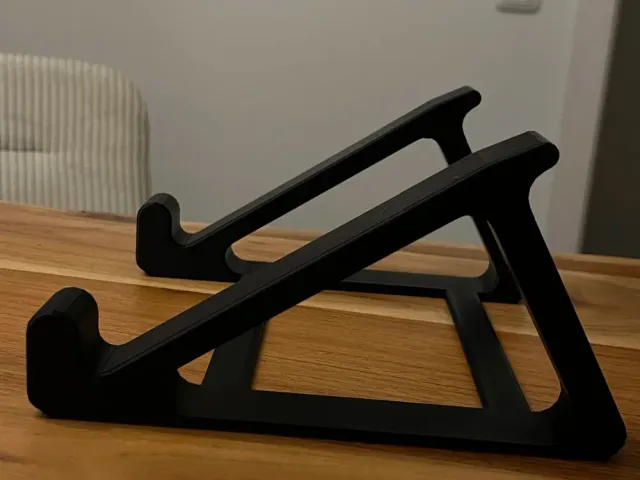 Laptop stand