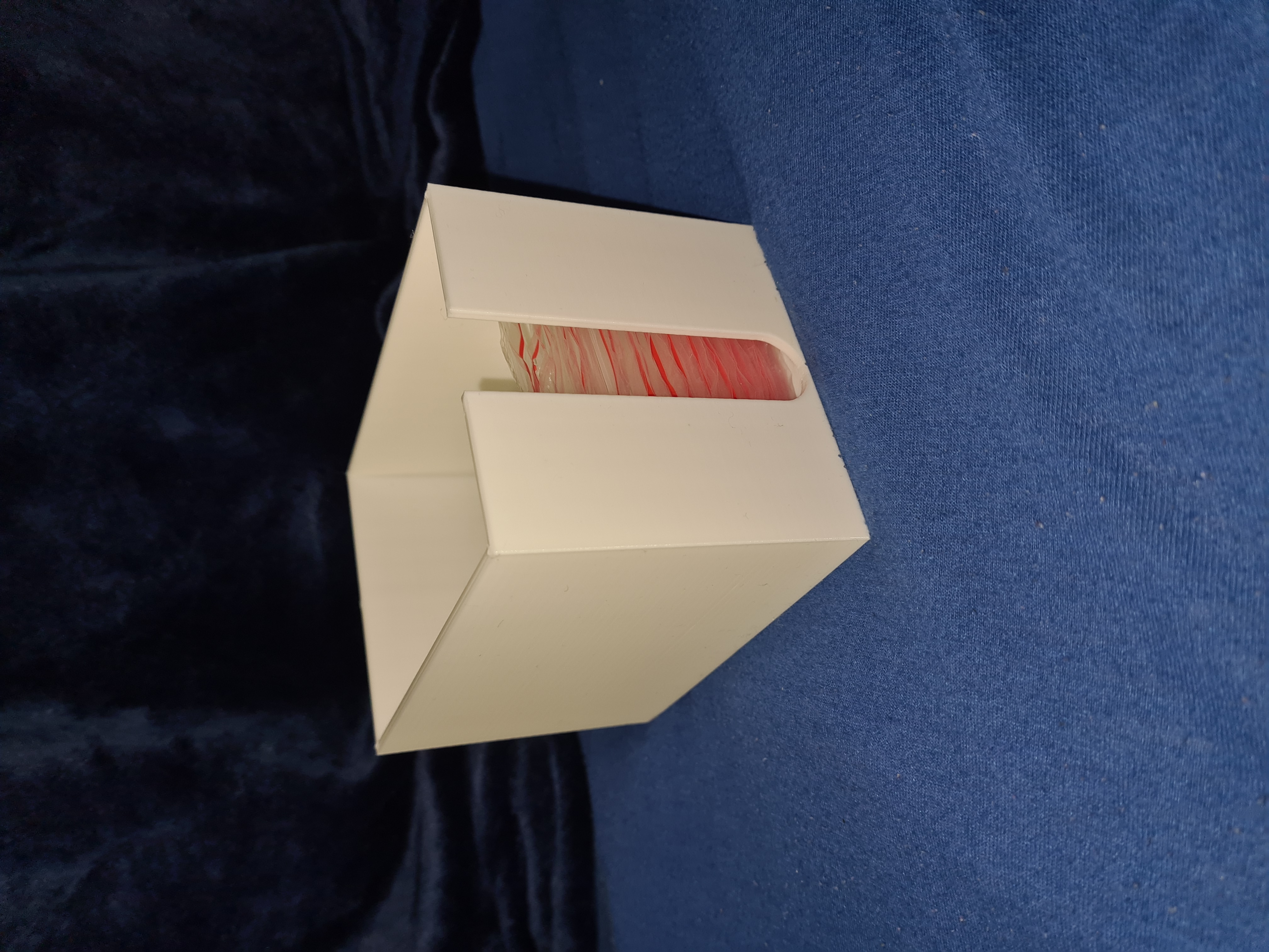 Bag holder 130x97x91mm space inside 124x90x88mm