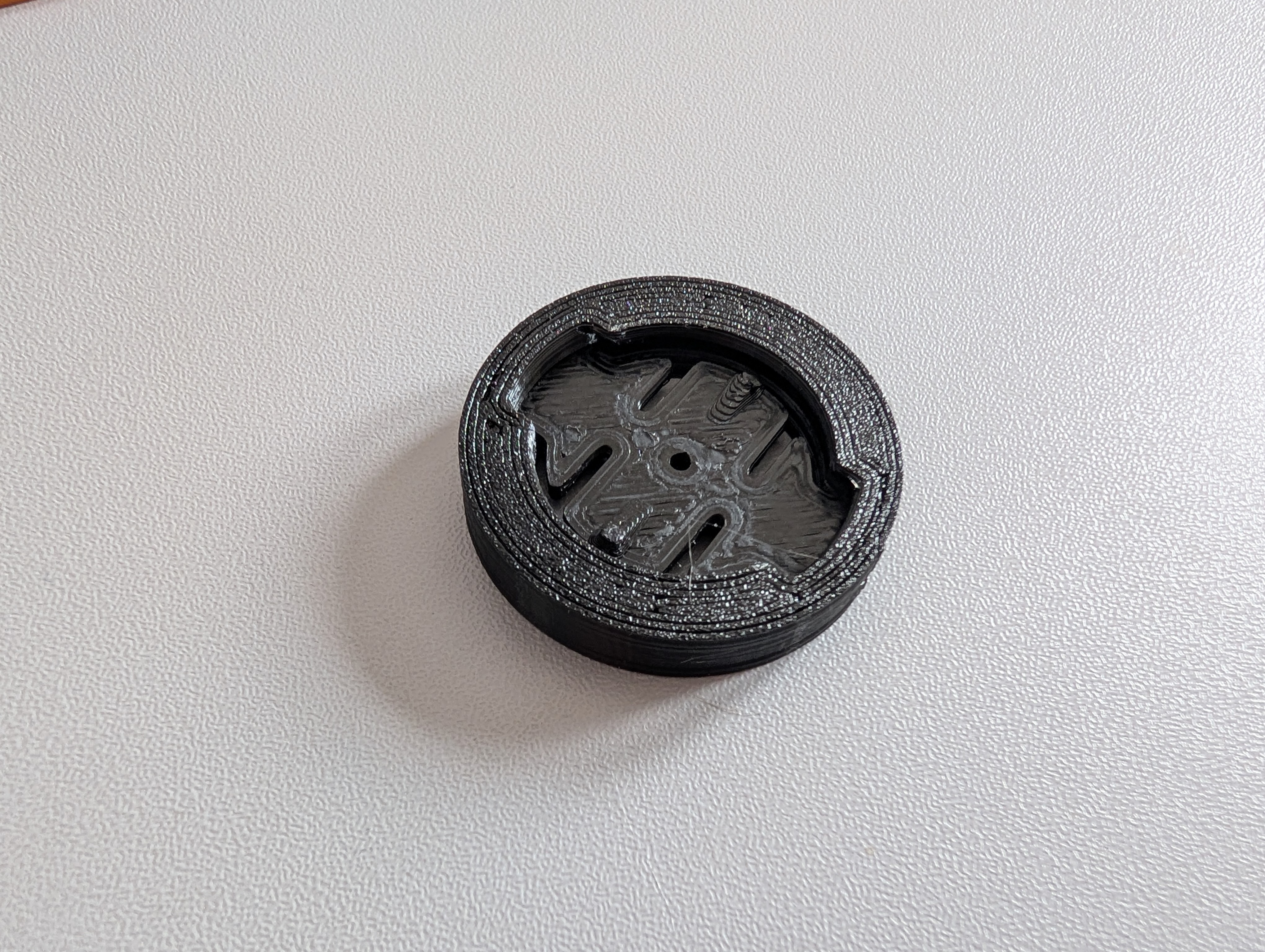 Toolless Garmin/Wahoo Quarter Turn Interface (assembly in print) 3D model