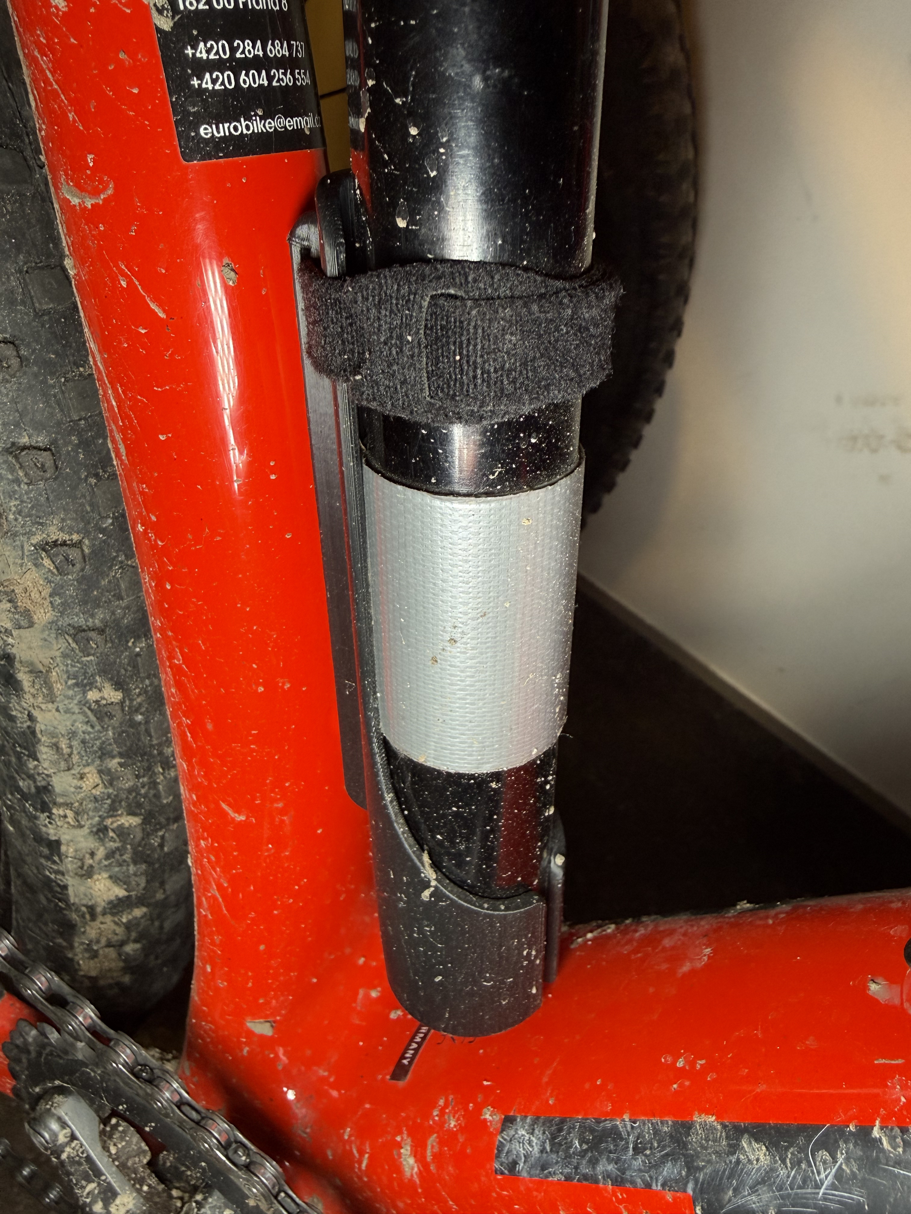 Bike pump holder 32.5 mm