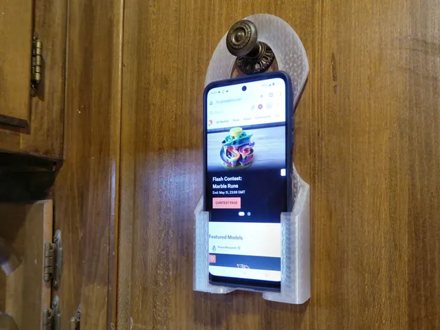 Hanging phone holder
