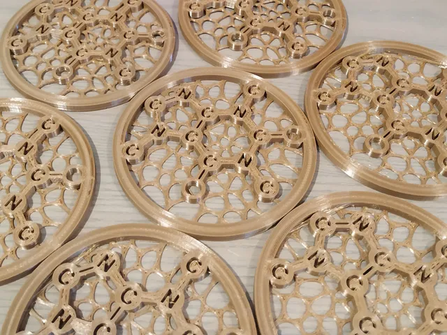 Caffeine Coaster with Voronoi lattice