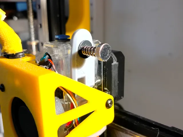 Rounded BMG extruder handle