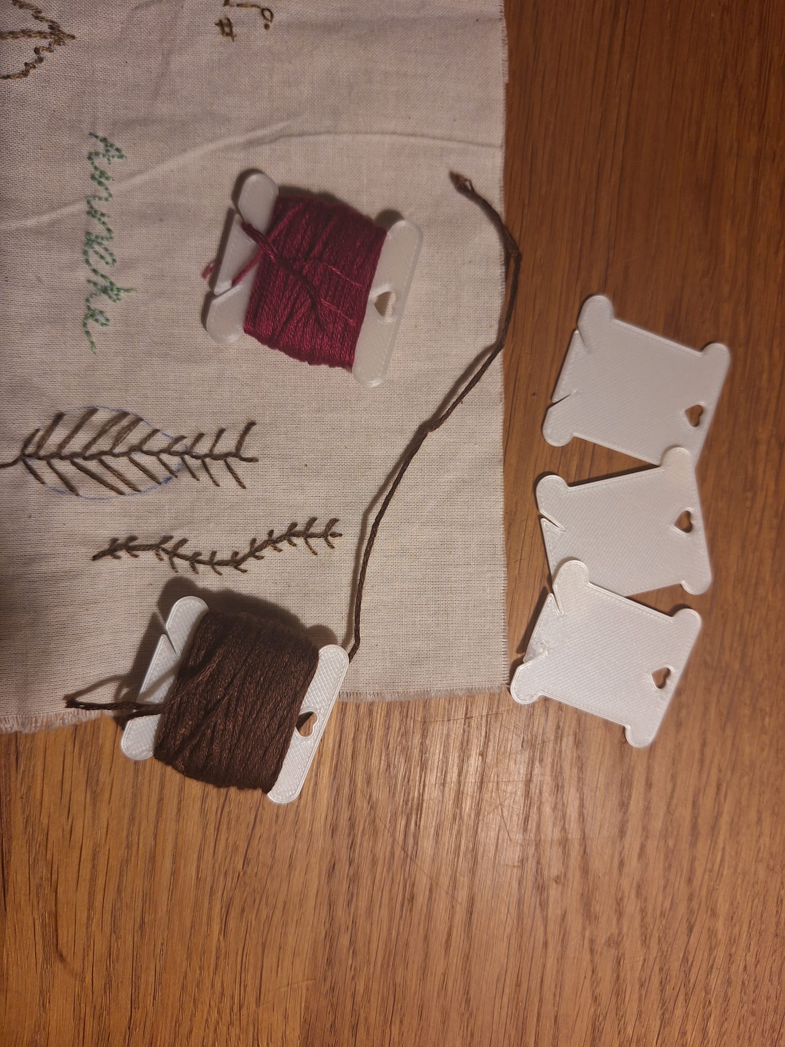 Floss bobbin