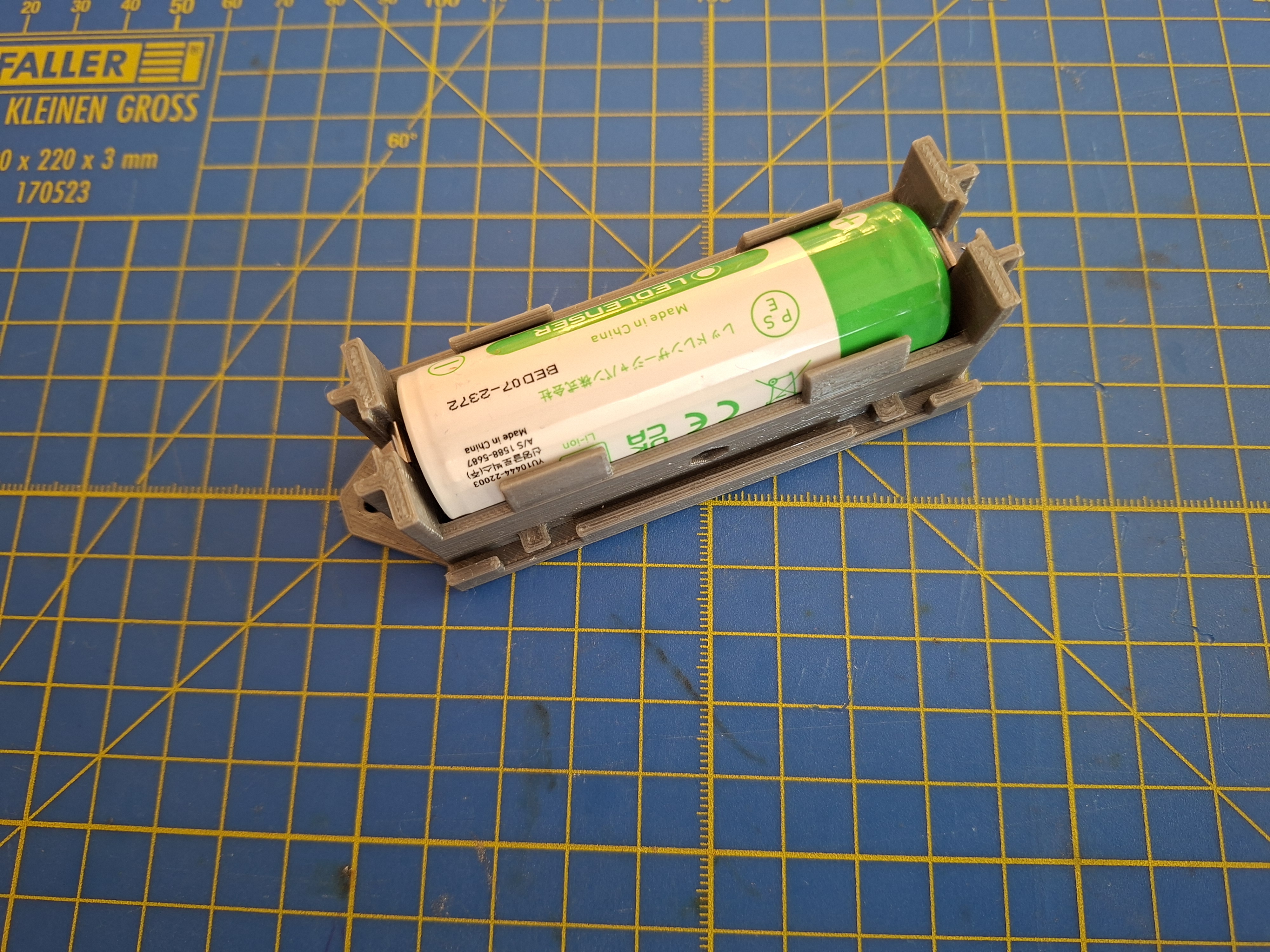 21700 with protective circuits Battery Holder Keystone