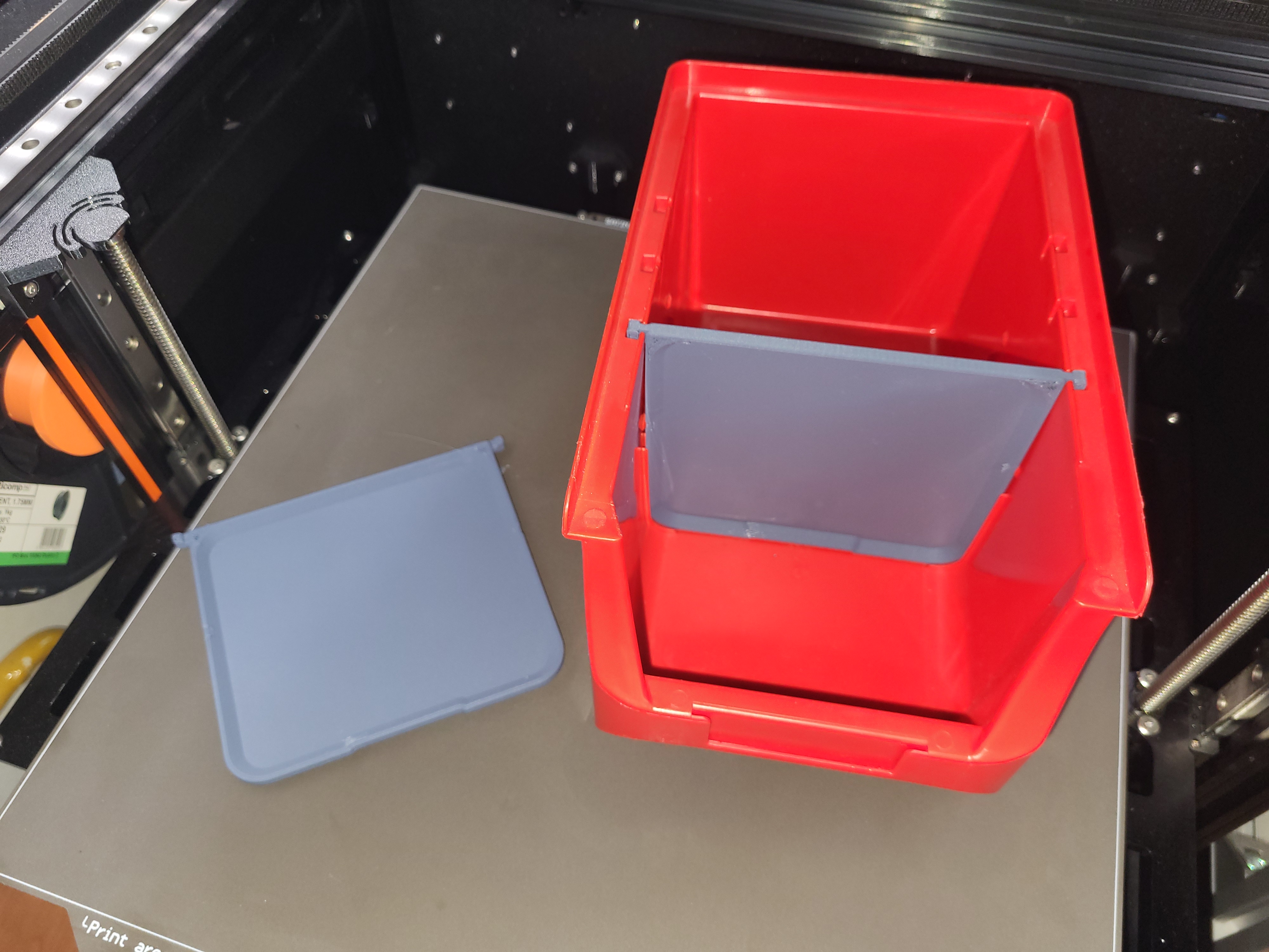 Profi Plus Box 3 divider wall