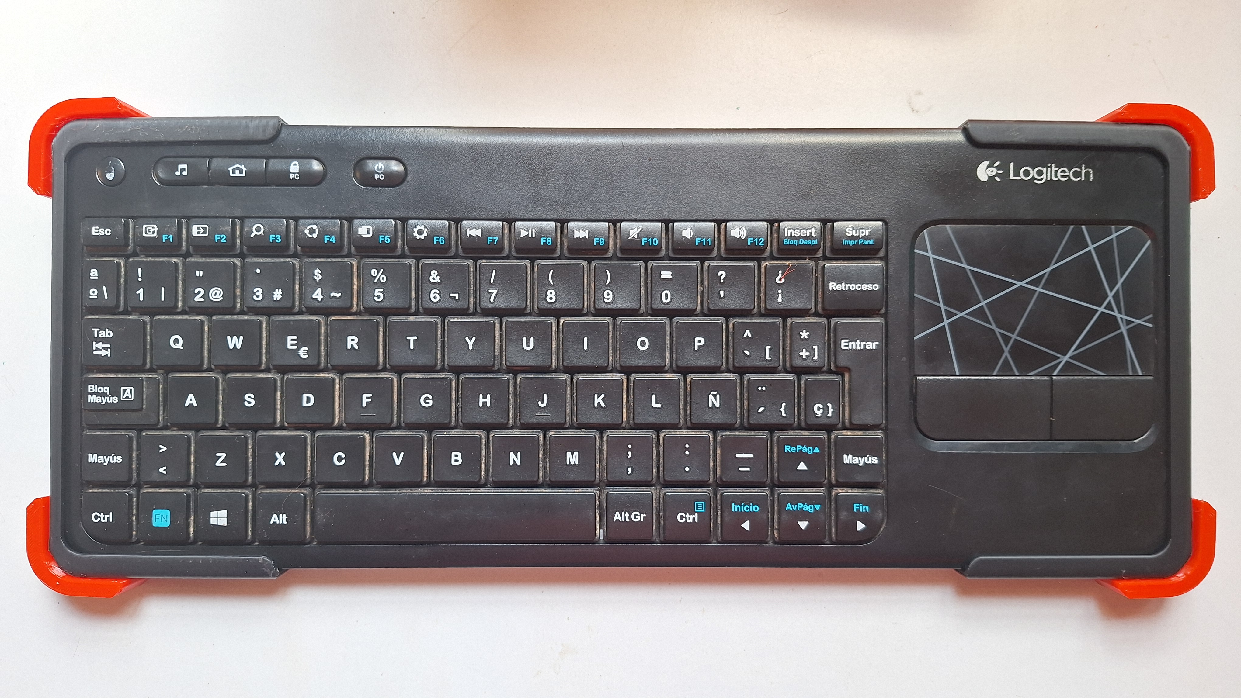 Logitech K400, shock protector case 3D model