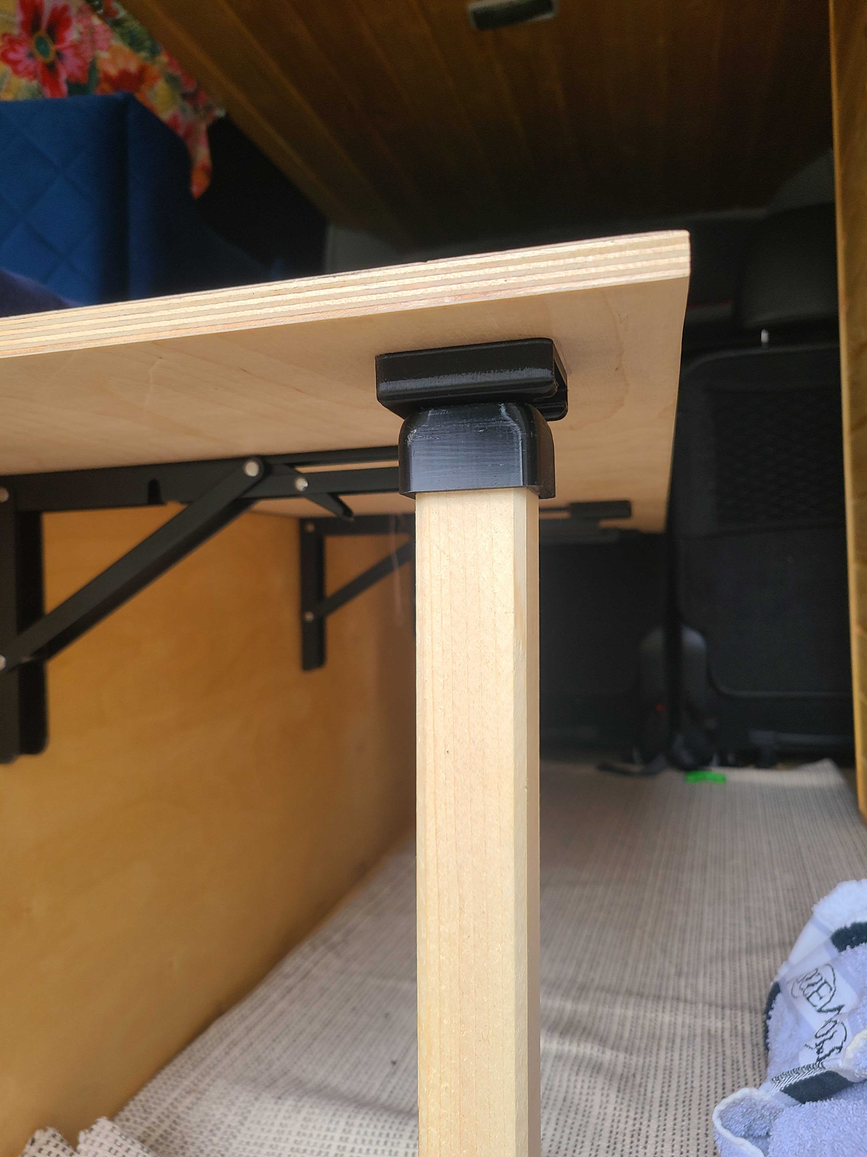 Einfache Adapter für abnehmbare Stützfüße aus Kanthölzern / Mini-Camper Ausbau