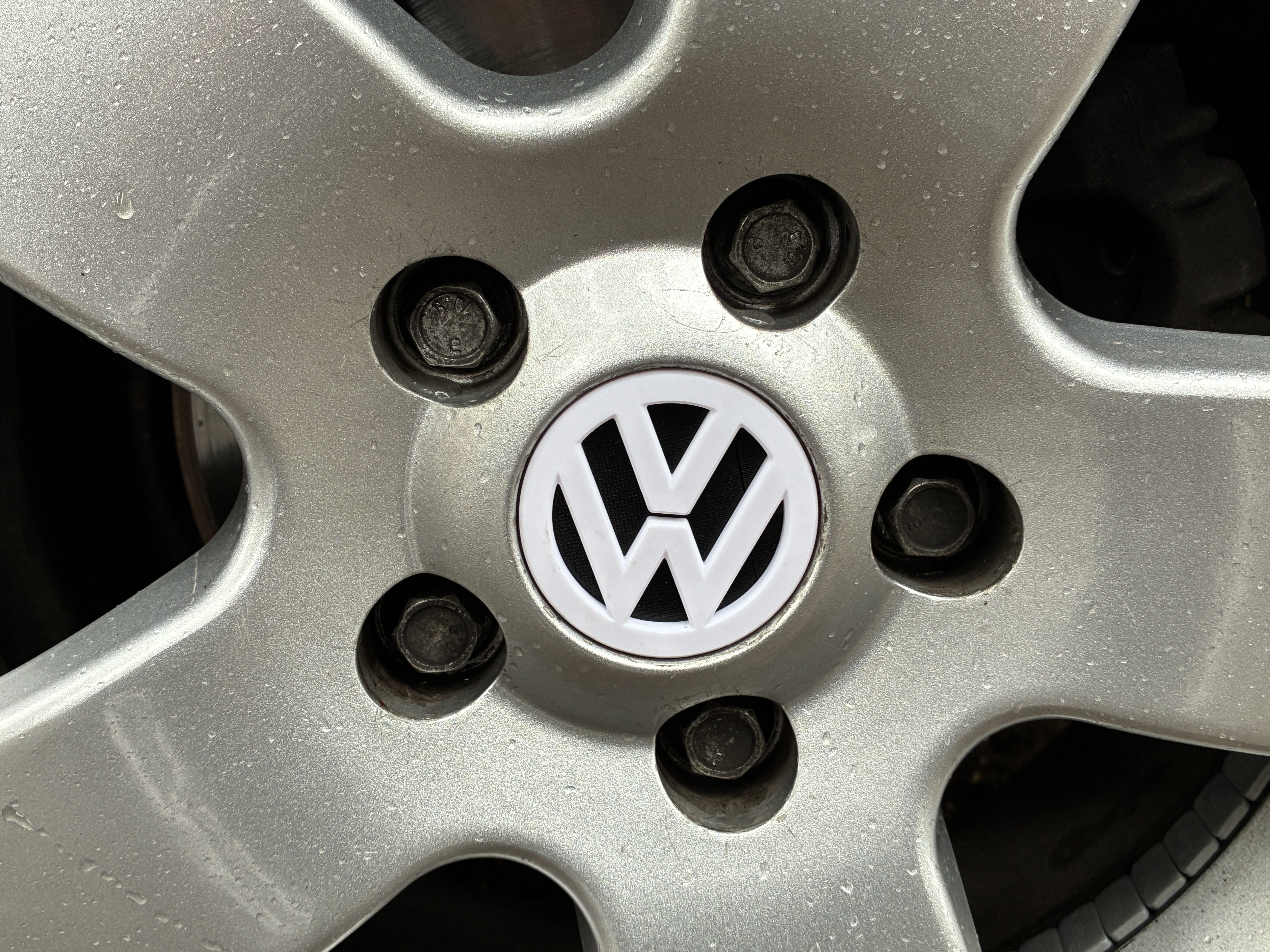 Volkswagen VW Wheel Center Caps (60 mm, scalable)