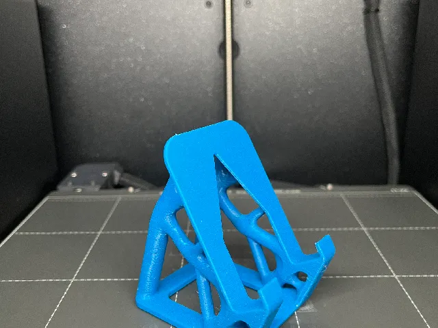 Generative design phonestand