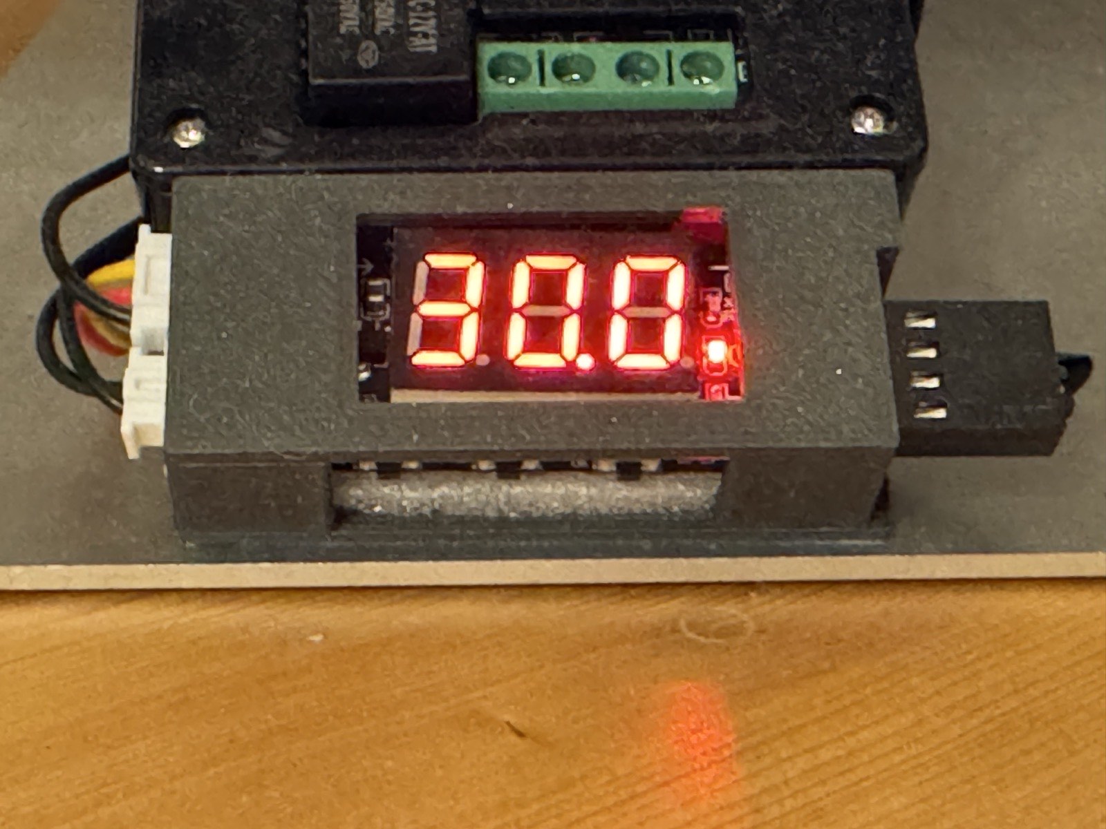 iMac 5K Display - PWM Fan Control Case