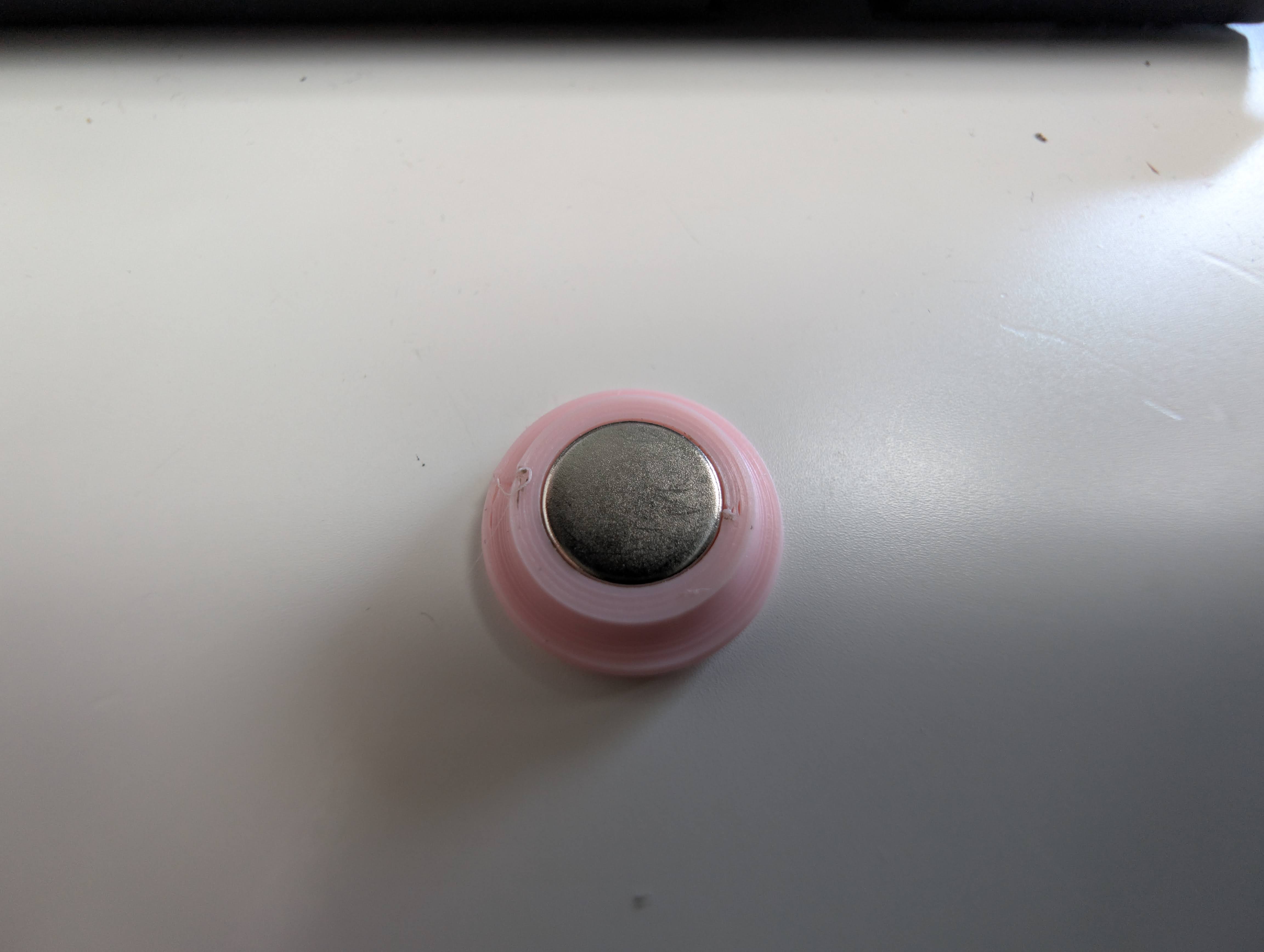 Whiteboard magnet / Magnet na tabuli
