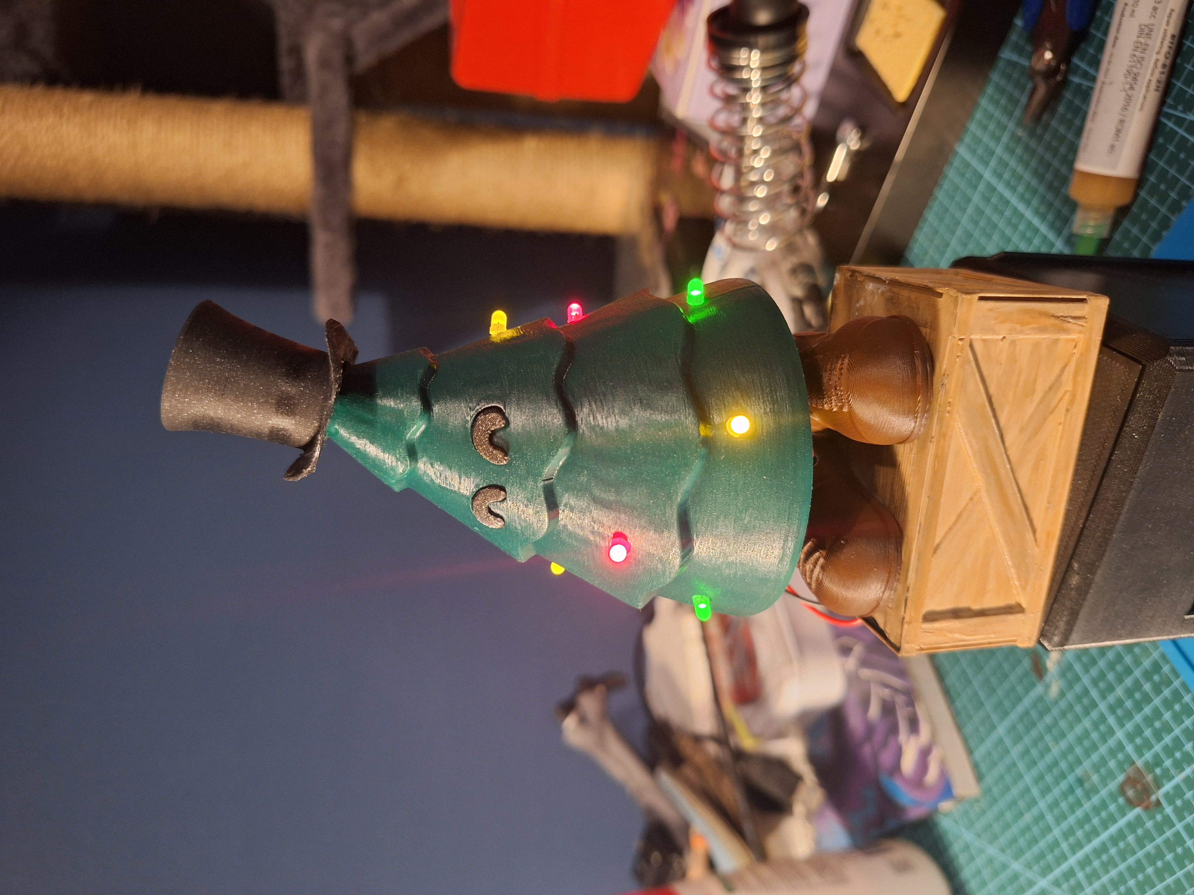 Cute Christmas tree with 3mm LEDs