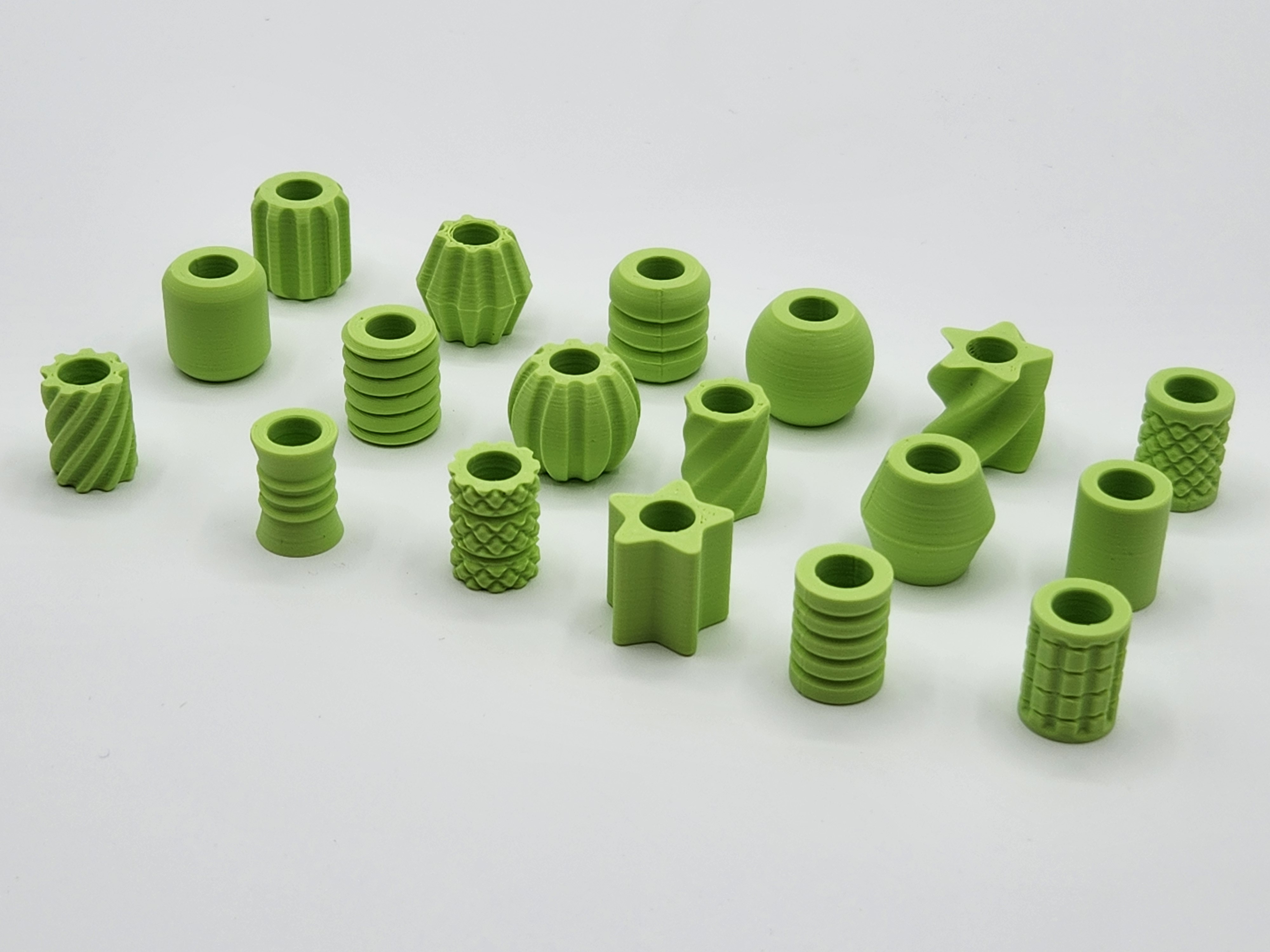 Miniatura 26 do modelo 3D Assorted Beads (Parametric)