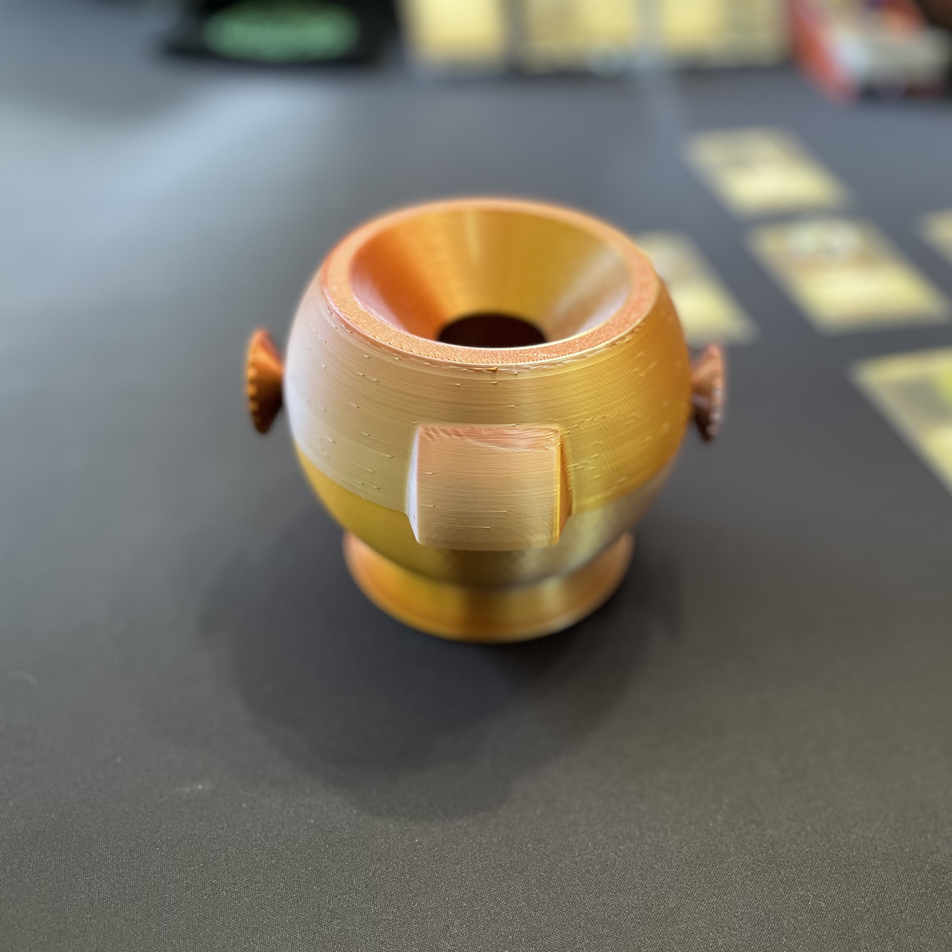 Random Coin Capsule / Token Dispenser