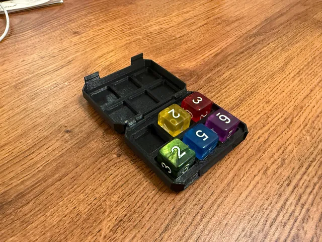D6 dice case print in place)