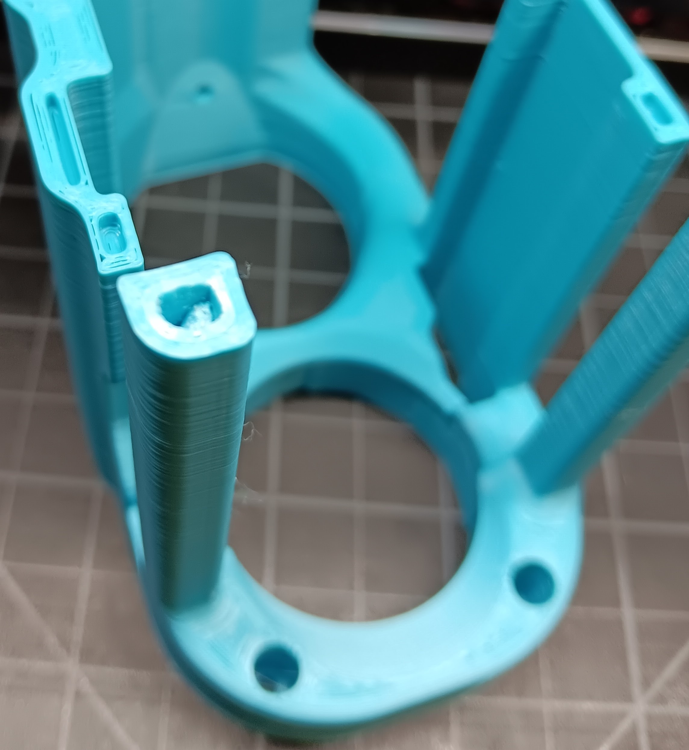 Breacher ejection port pegs — miniatura 2