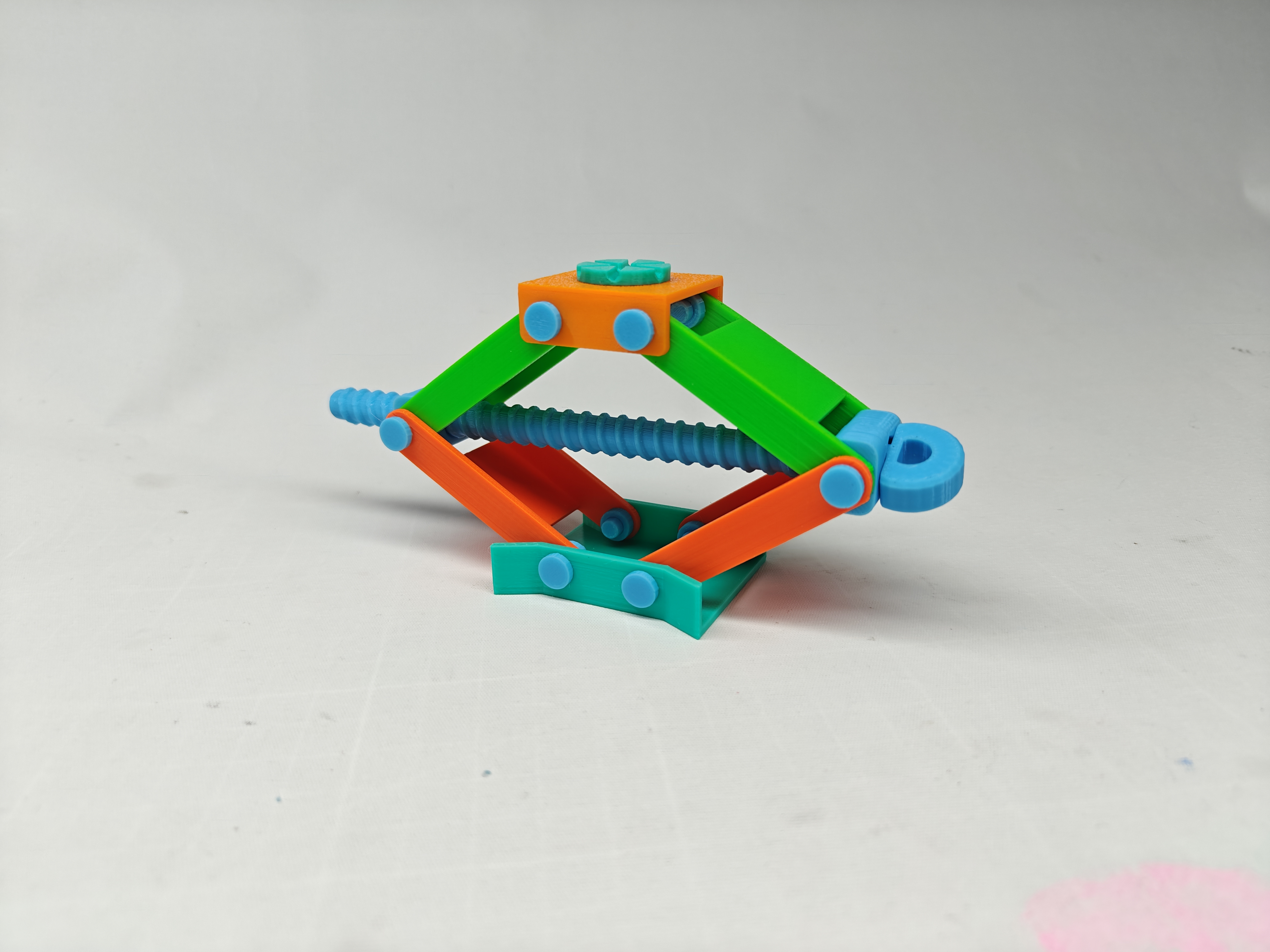Miniatura 6 do modelo 3D Car Jack Model - GPU Support Bracket