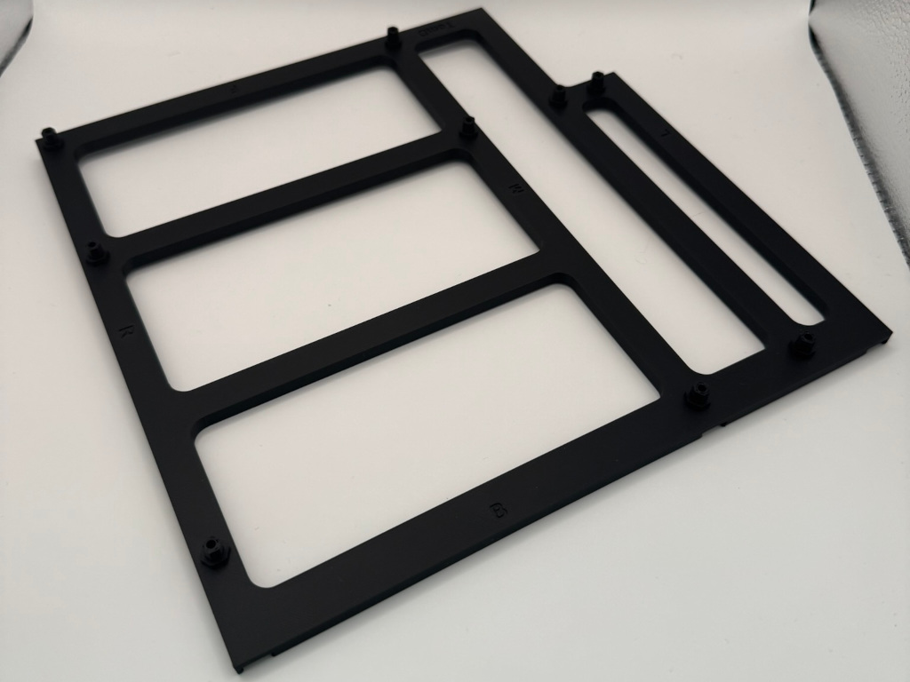 Miniatura 7 do modelo 3D PC Micro-ATX Modular Test Bench