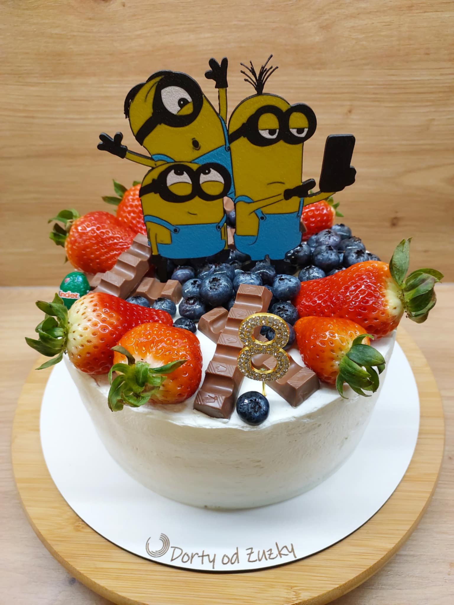 minions cake topper