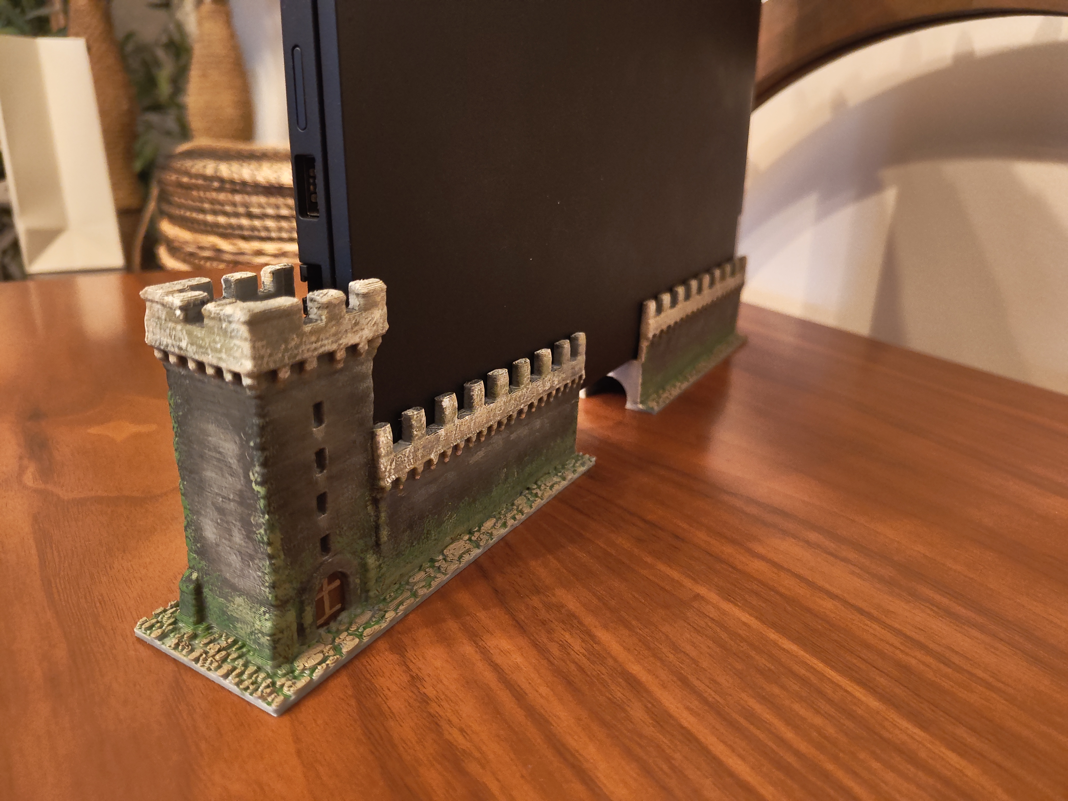 Lenovo Thinkpad T14 Castle Holder with Cable Tunnel