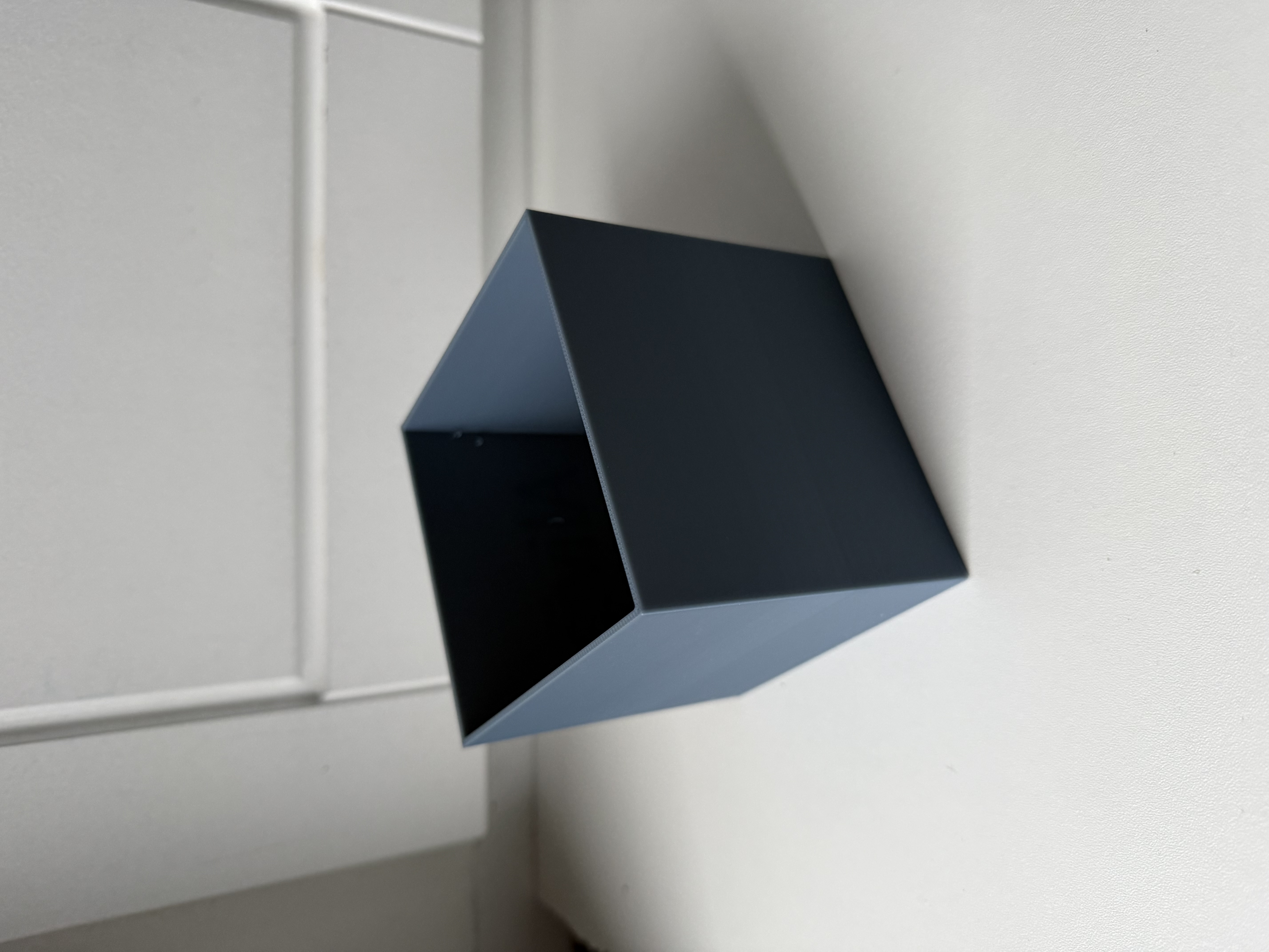 Small holder