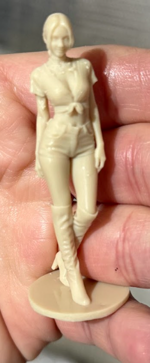 1:24 scale model emily