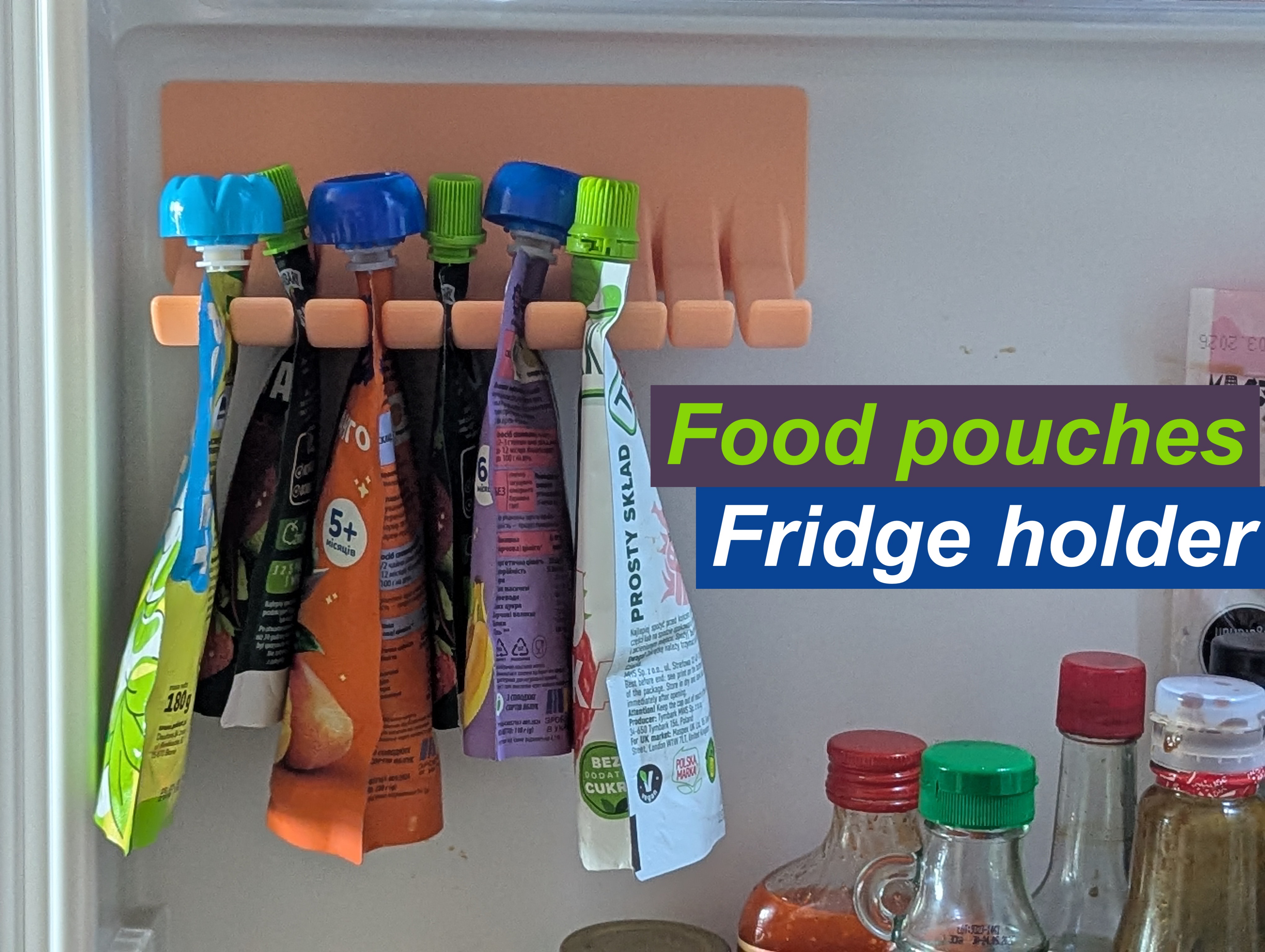 Food pouches holder for fridge