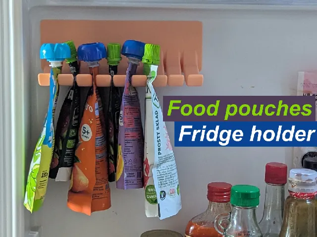 Food pouches holder for fridge