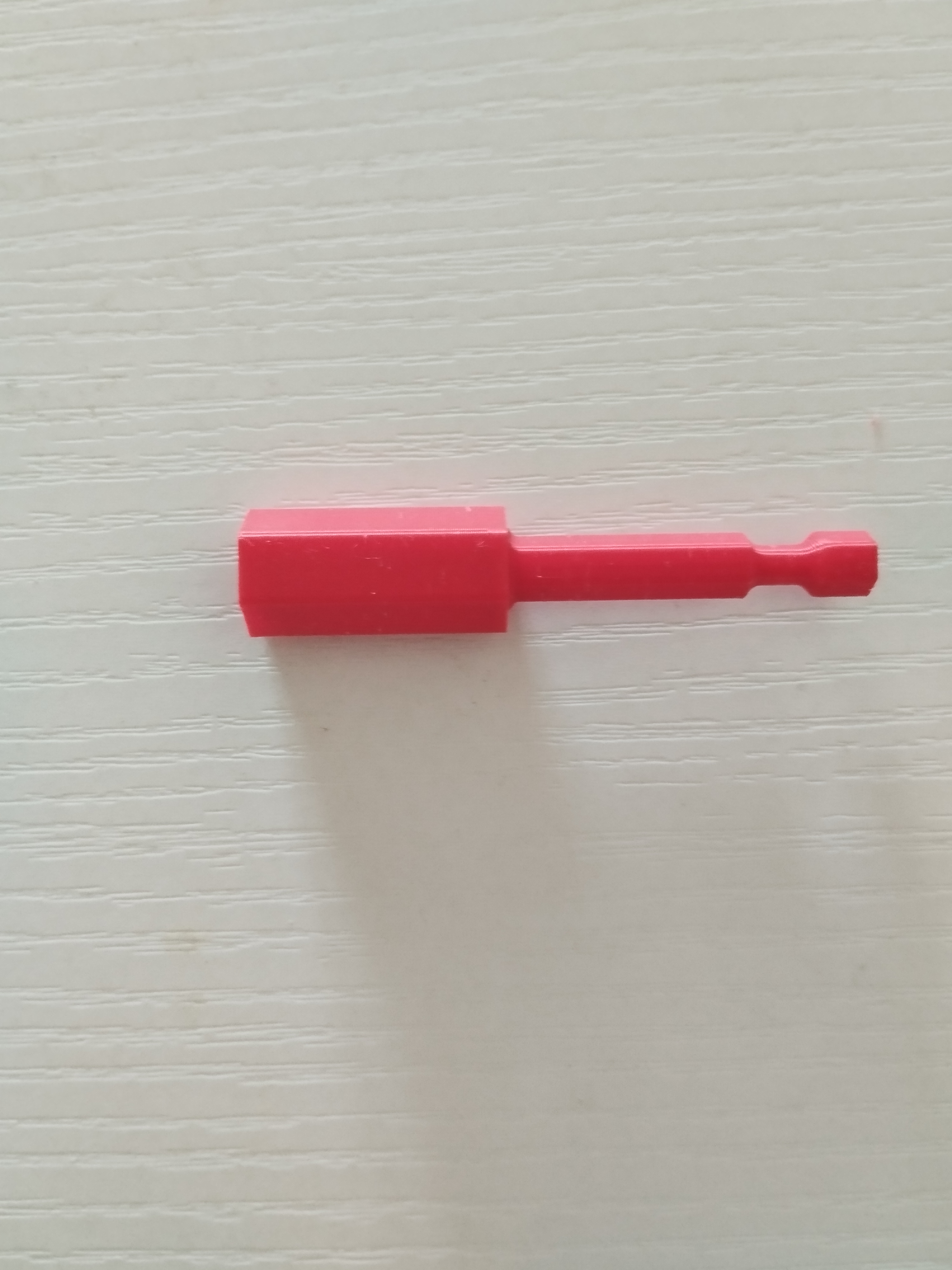 1/4" (6.35mm) to 8 mm Hex drive adapter / Socket