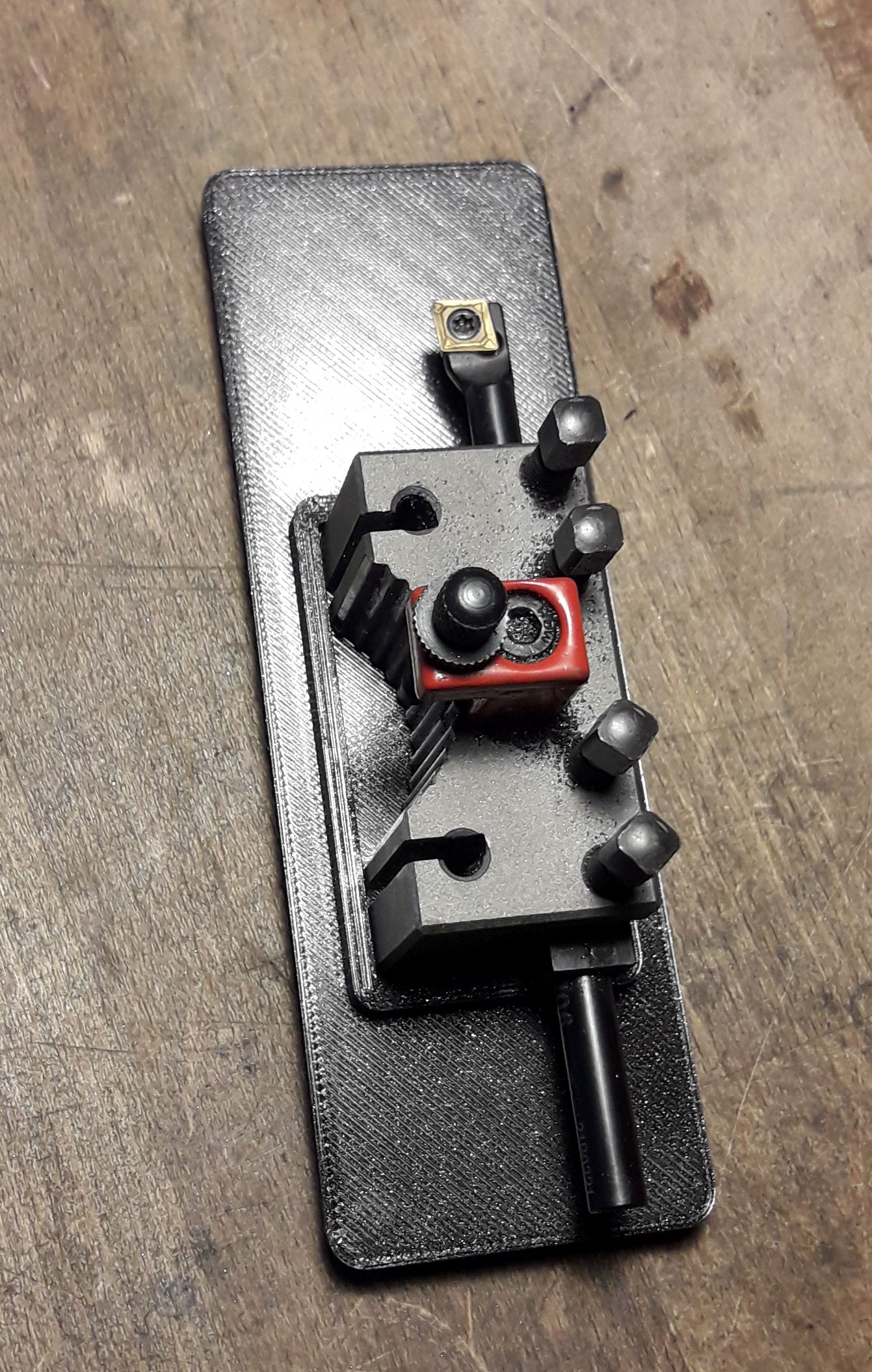 Gridfinity 1x3 Multifix AA holder offset