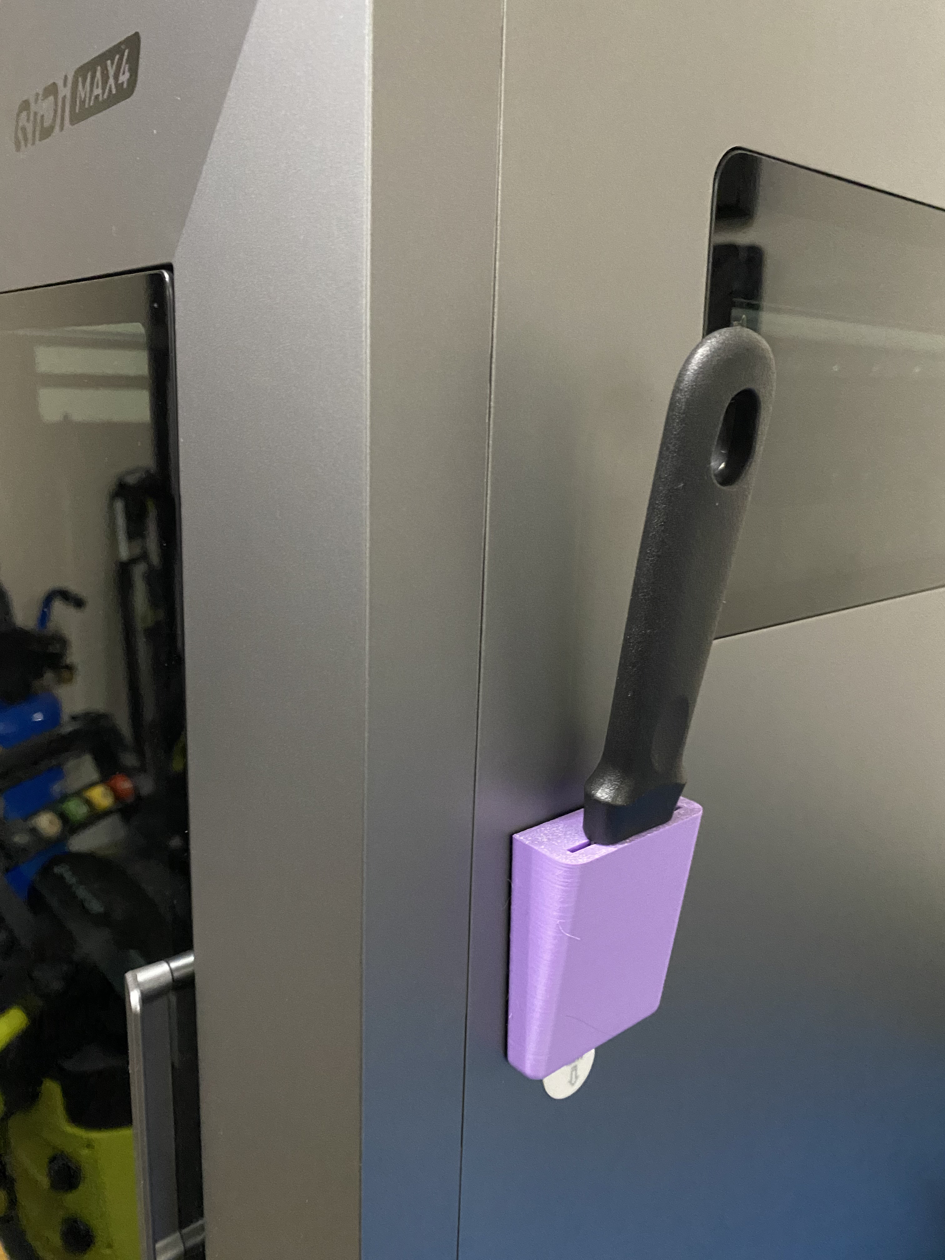 QIDI bed scraper holster - uses 3M Command Adhesives