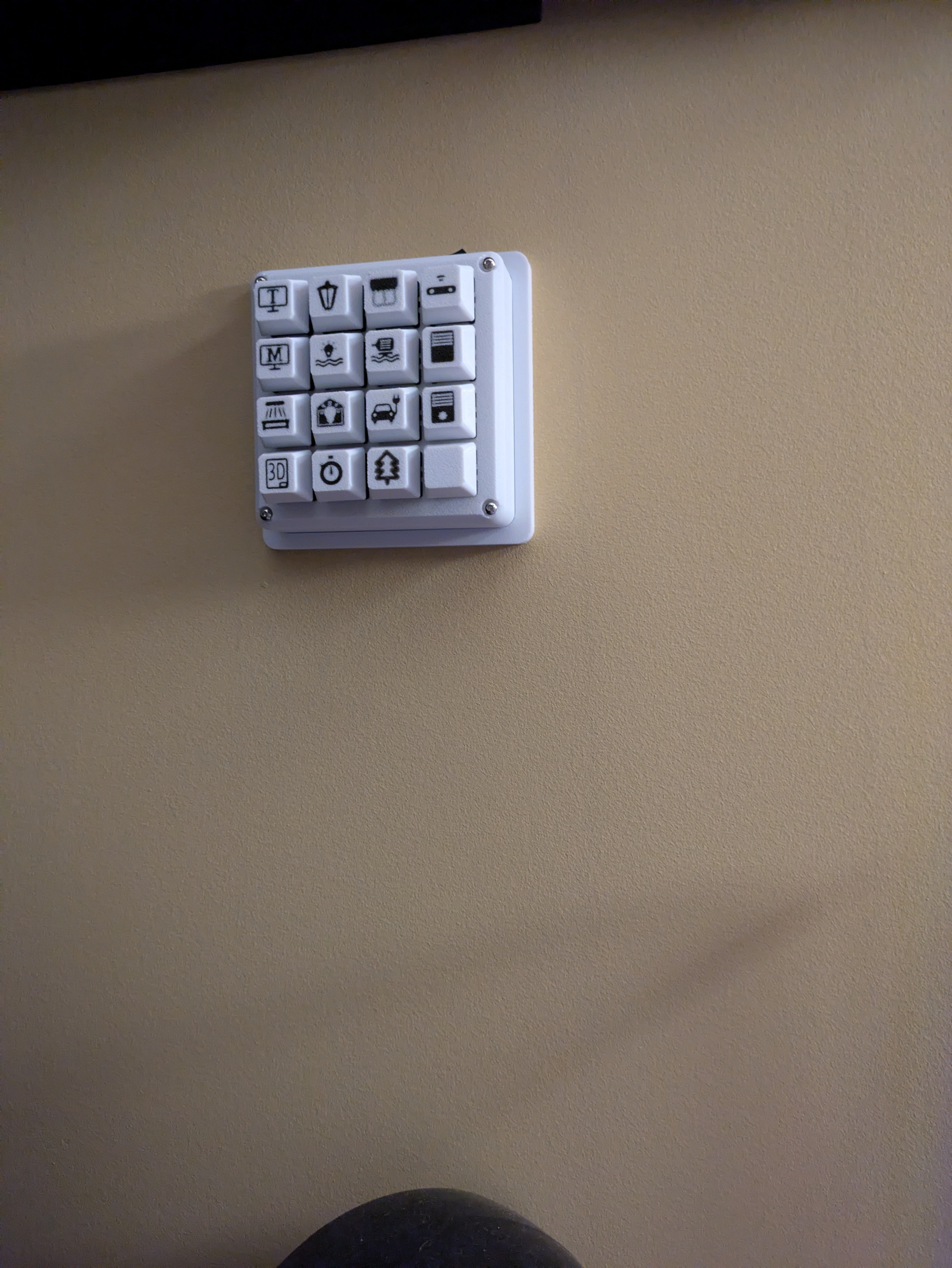Zigbee Macropad 16 Buttons ESP32C6 — miniatura 8