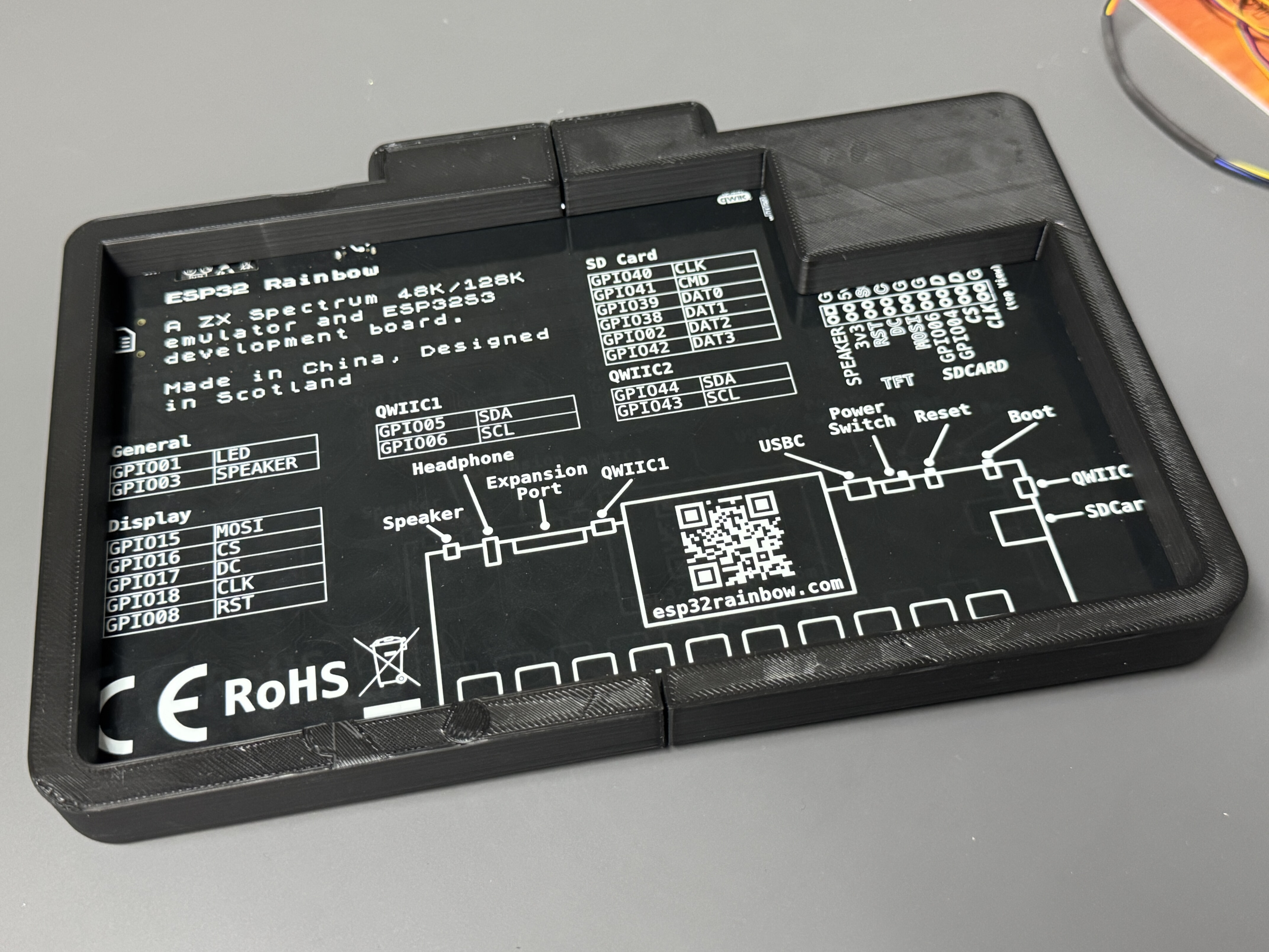 Miniatura 7 do modelo 3D ESP32 Rainbow bumper case