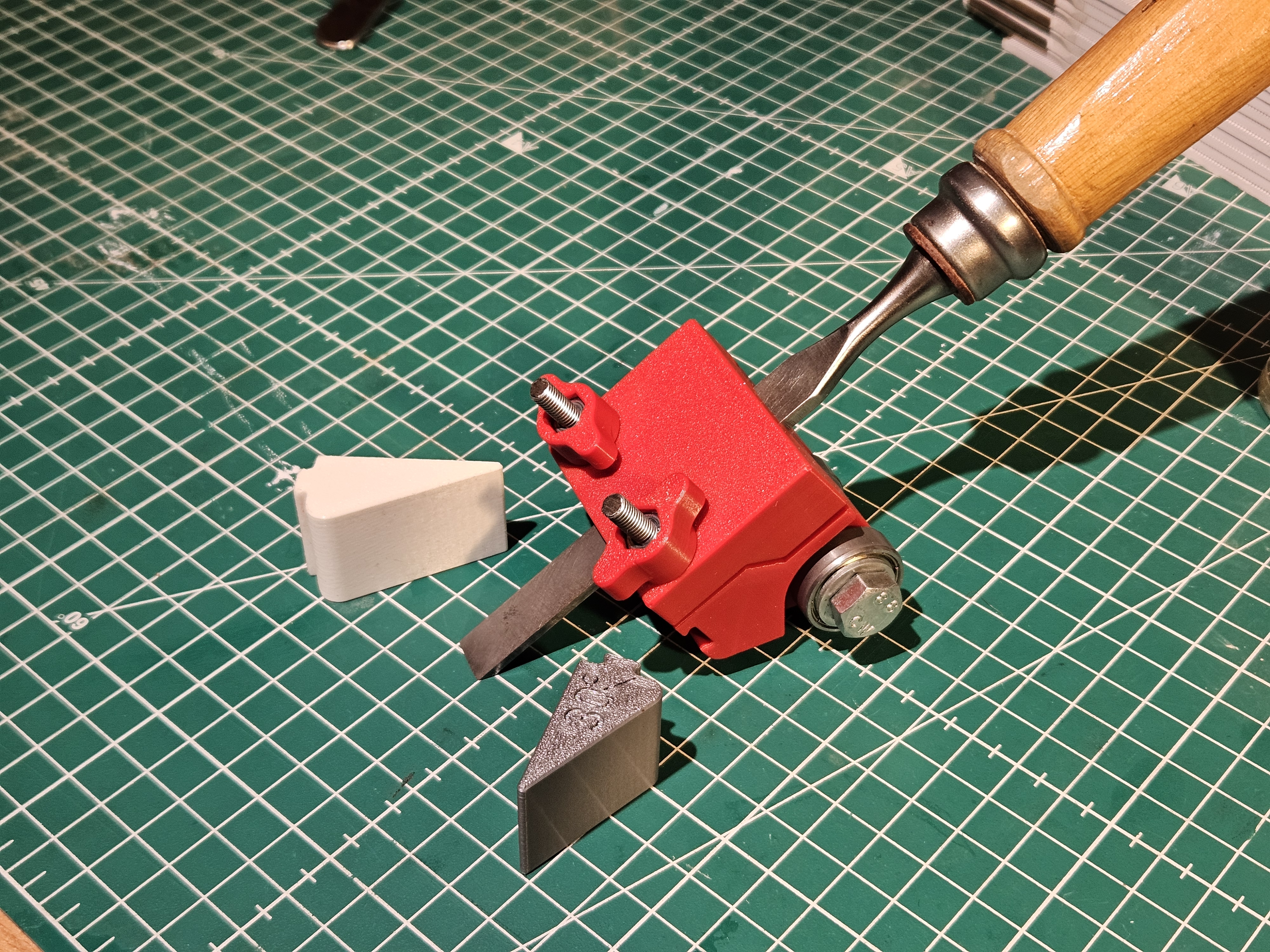Chisel Sharpening Jig/Stechbeitelschleifhilfe