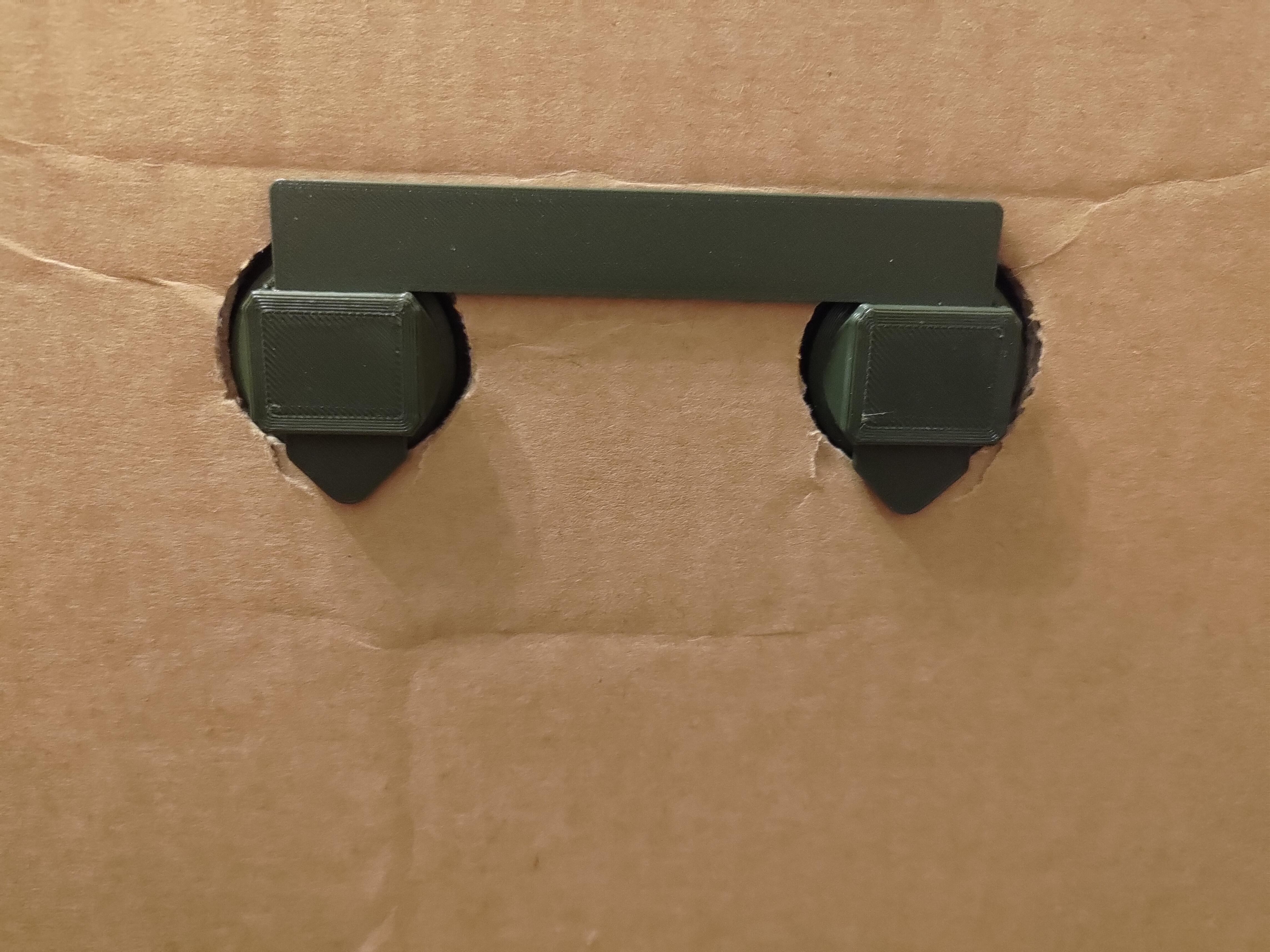 Latch for Prusa shipping box handle