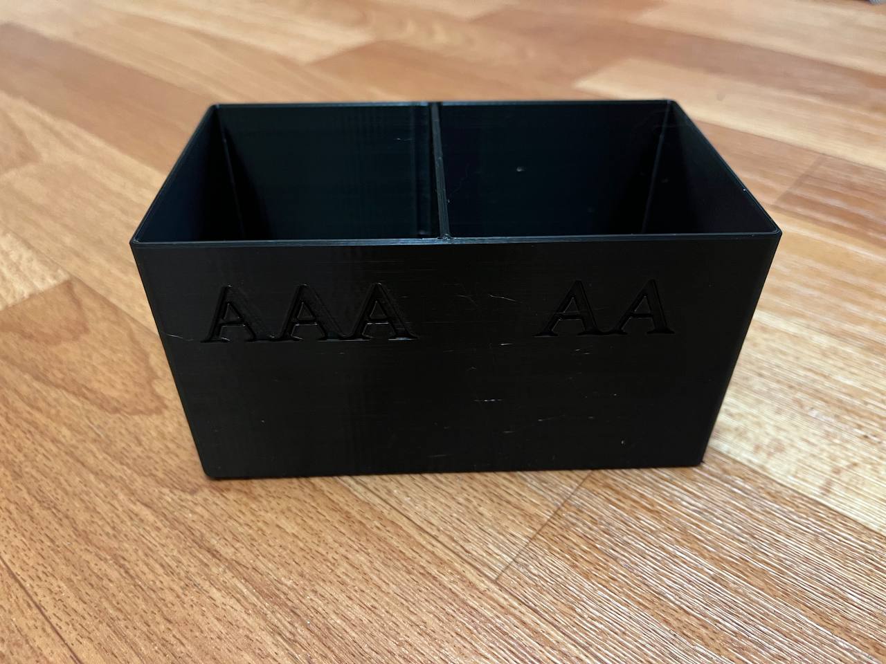 AA / AAA Battery Storage Container Extended