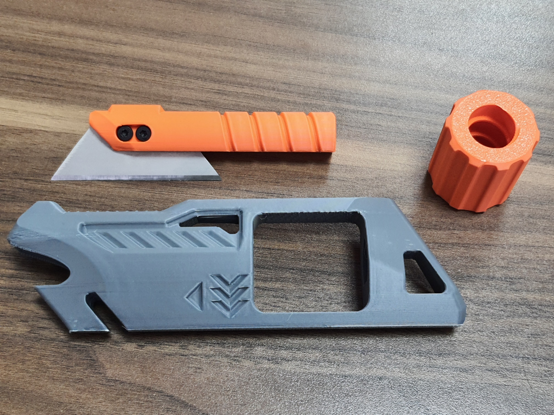 Miniatura 2 do modelo 3D Adjustable Utility knife (optimized remix)