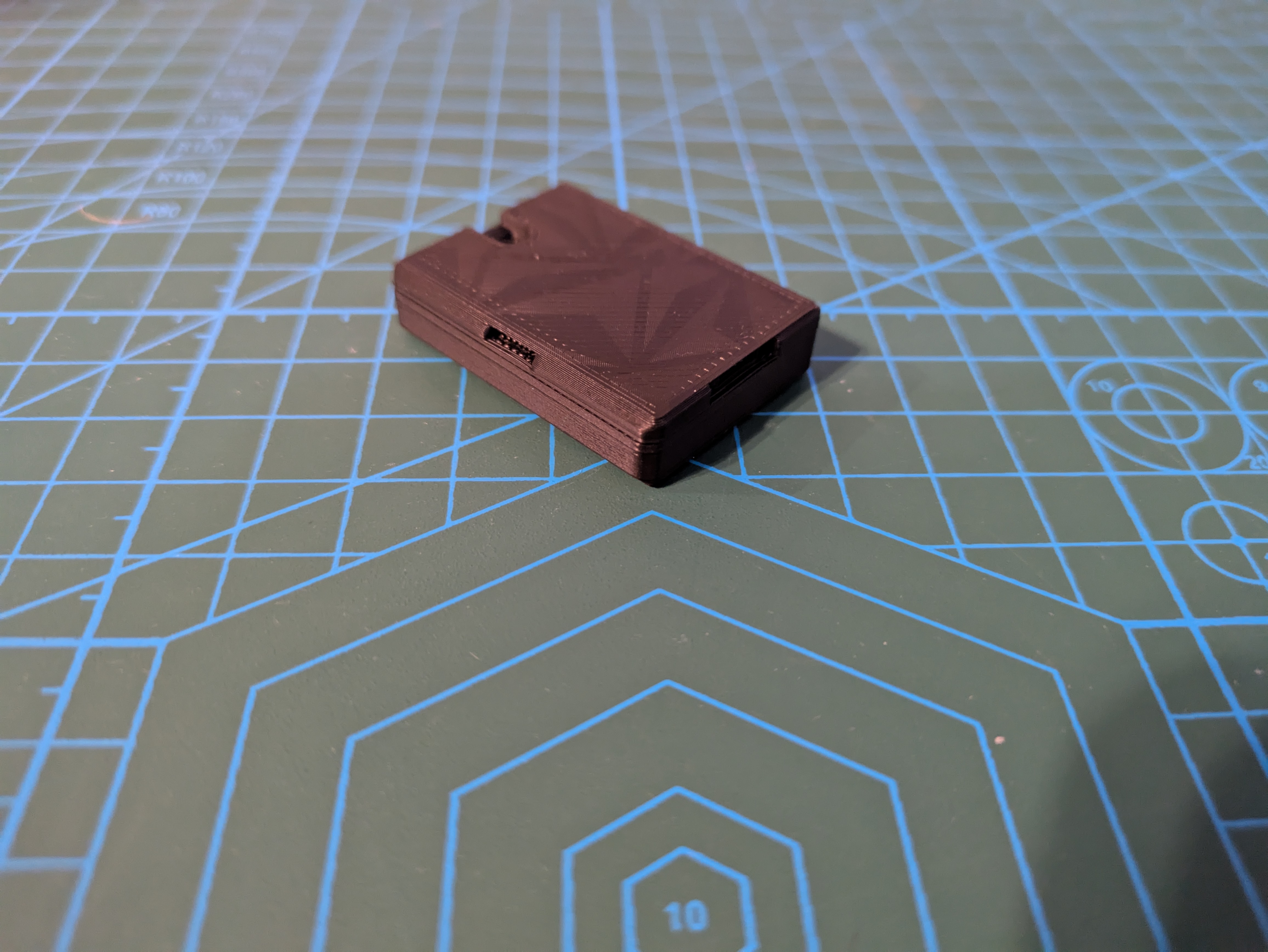 Miniatura 2 do modelo 3D Whistle Stashbox