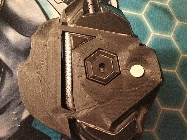 Logitech G502 finger rest