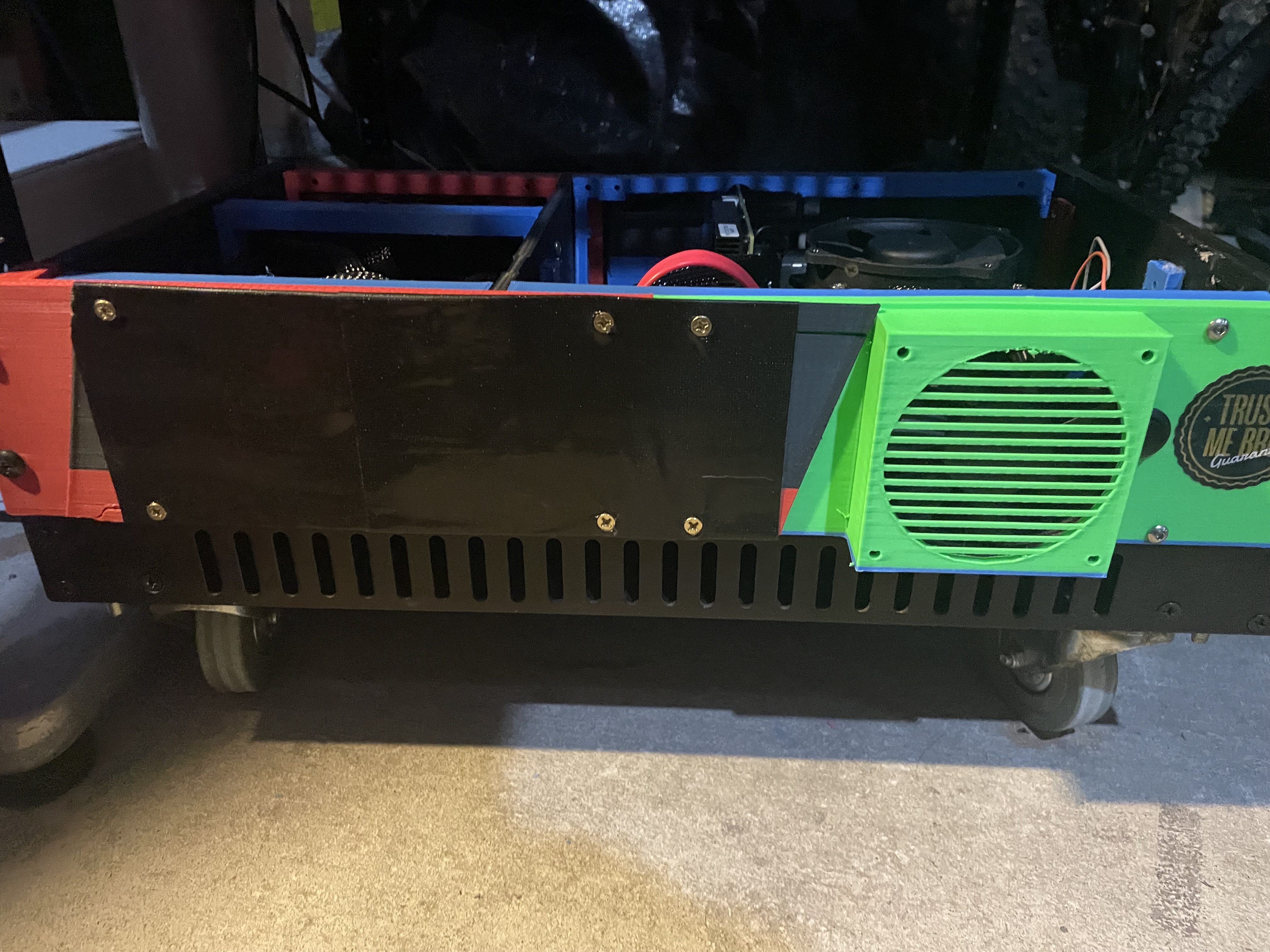 2U Rackmount Micro-ATX pc case alternative front