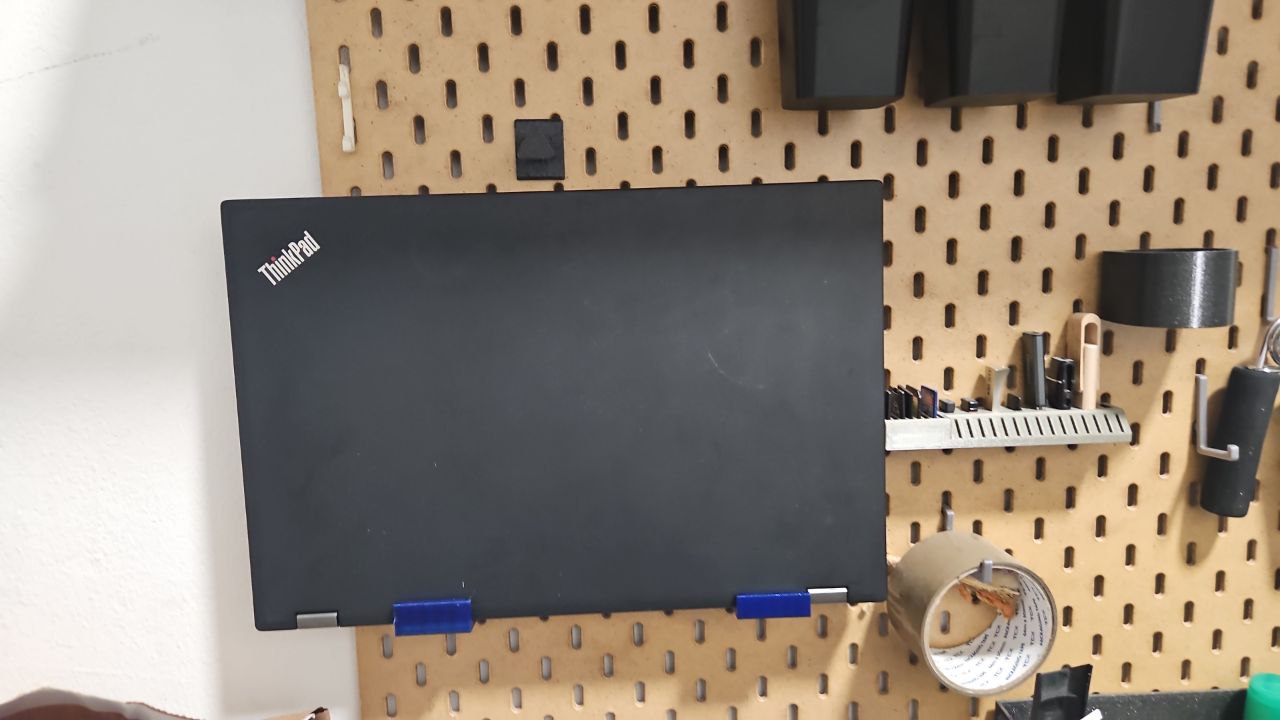 Skadis Thinkpad P52 Holder