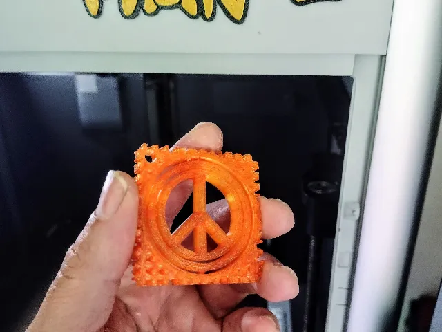 Peace Sign Keychain Gimbal