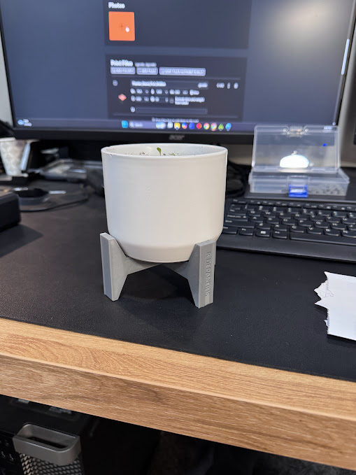 Planter Stand 3D model