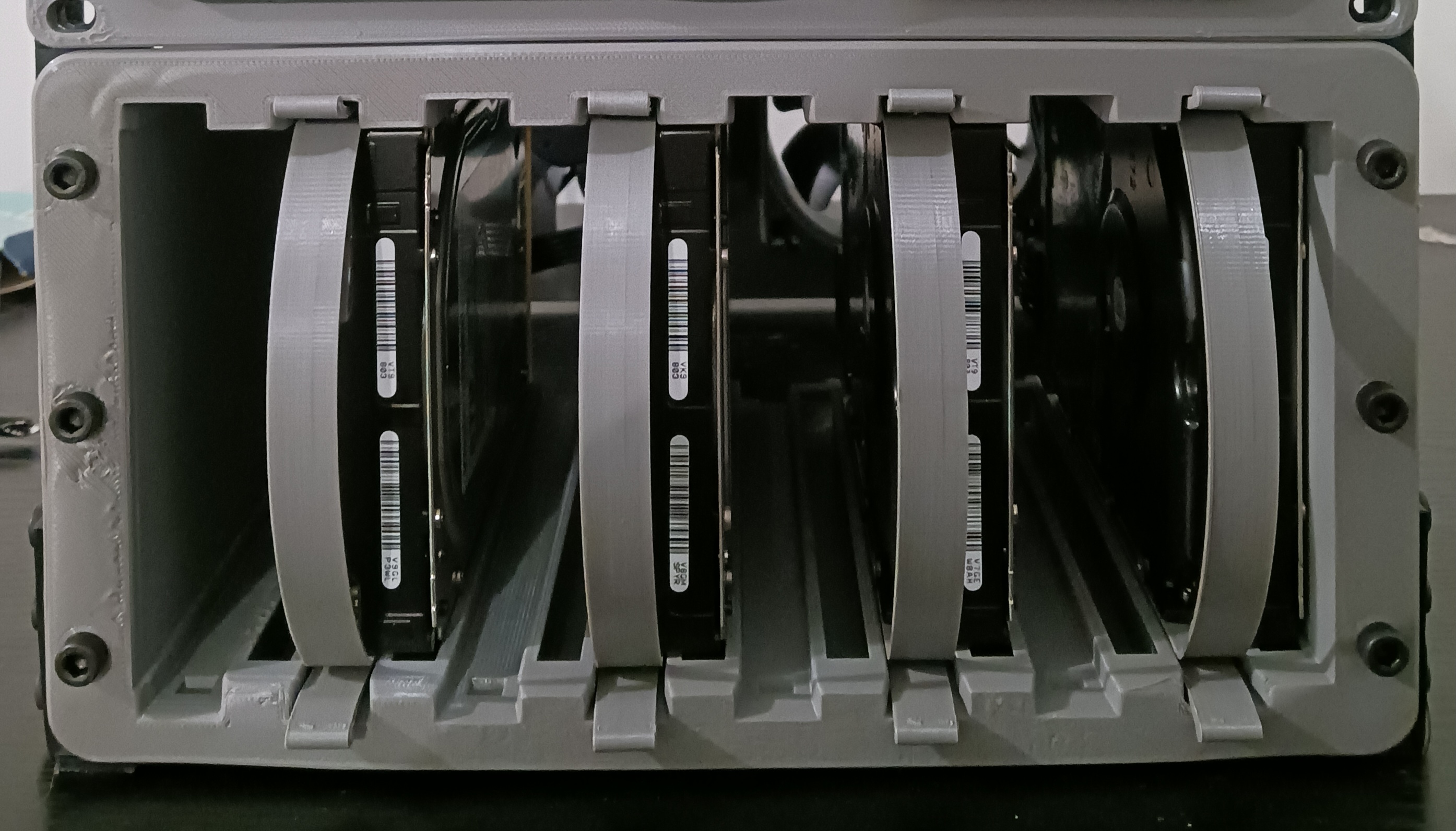 Mini Rack 8 Drive Bay Rack