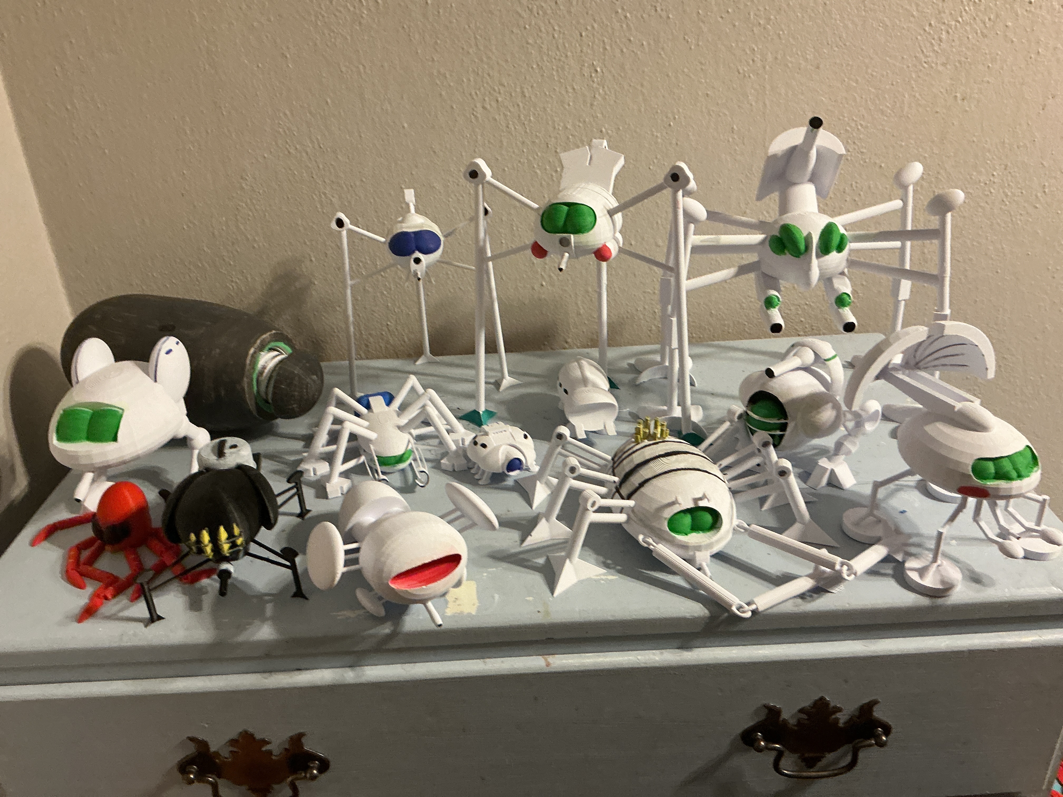 Jeff Wayne's War of the worlds RTS game machines and buildings