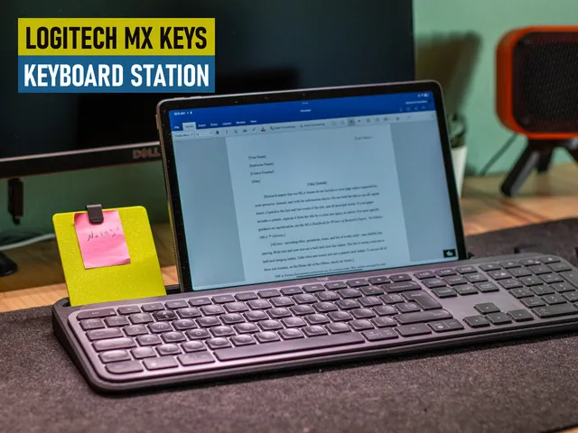 Logitech MX Keys - Keyboard Station