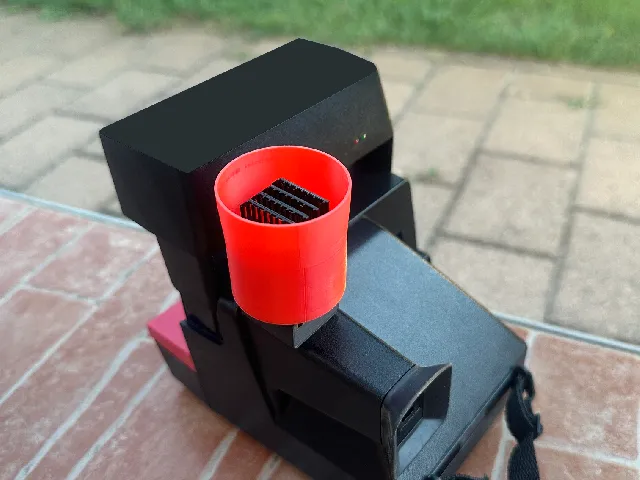 Stackable SD and CFexpress Type B card holder with cold shoe foot.